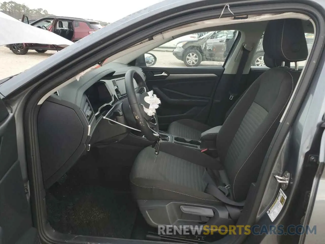 7 fotografías del automóvil dañado 3VW5M7BU2RM094747 VOLKSWAGEN JETTA 2024