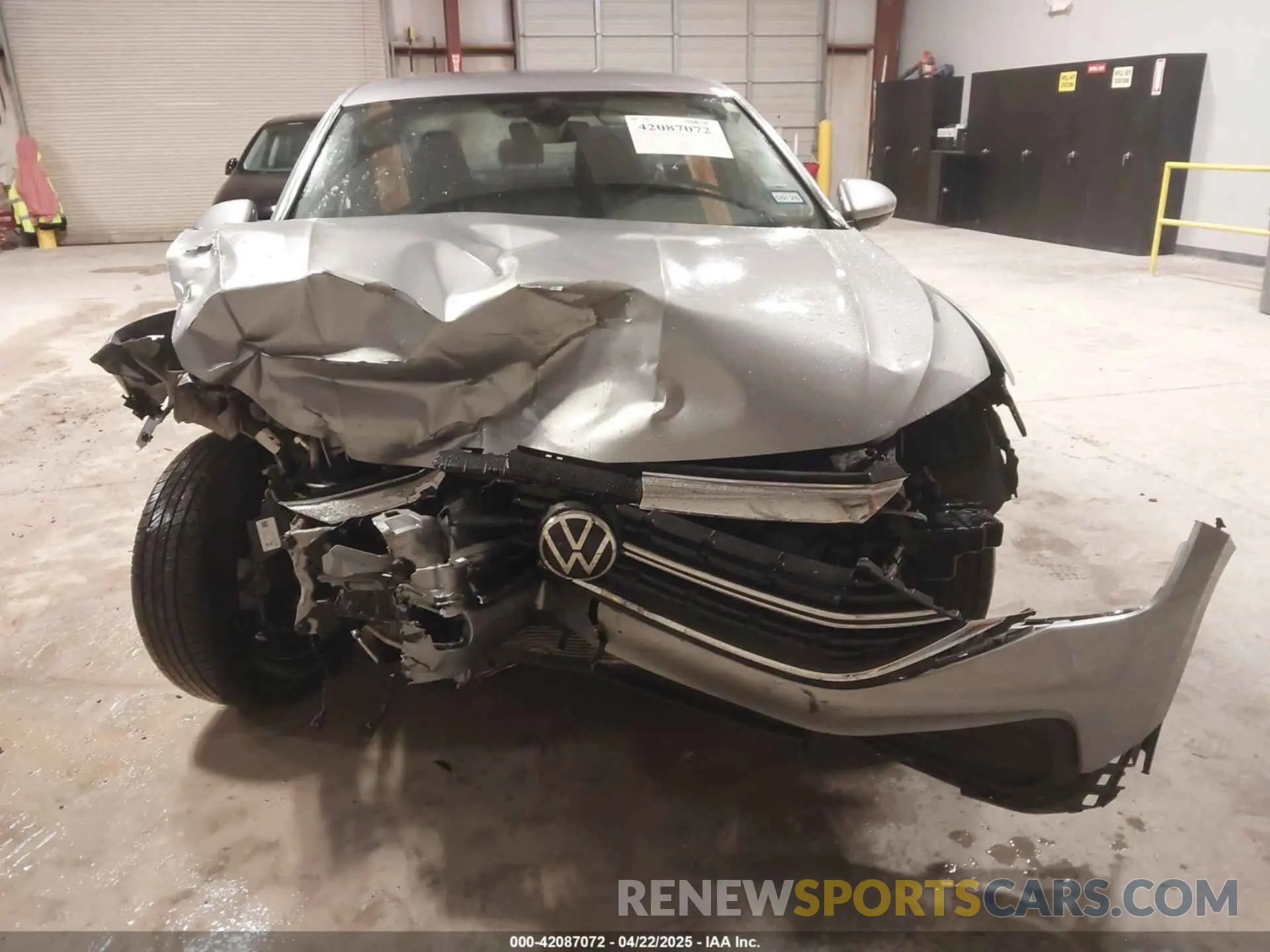 6 fotografías del automóvil dañado 3VW5M7BU3RM082381 VOLKSWAGEN JETTA 2024