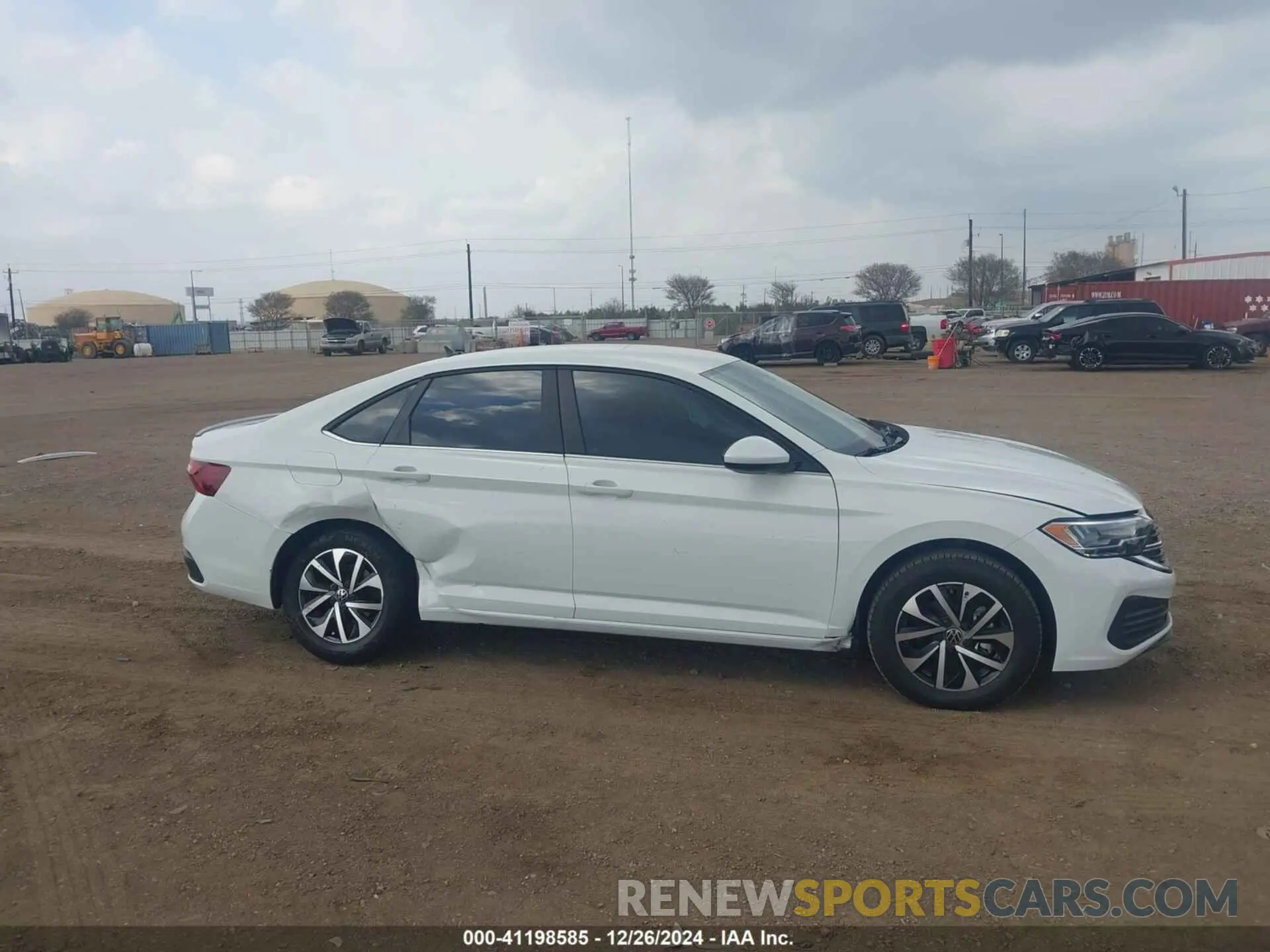 13 fotografías del automóvil dañado 3VW5M7BU3RM095888 VOLKSWAGEN JETTA 2024