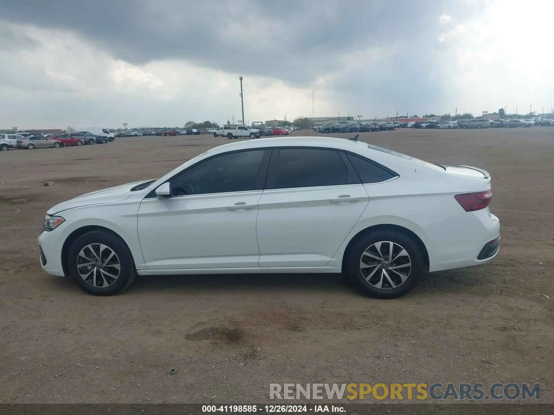 14 fotografías del automóvil dañado 3VW5M7BU3RM095888 VOLKSWAGEN JETTA 2024