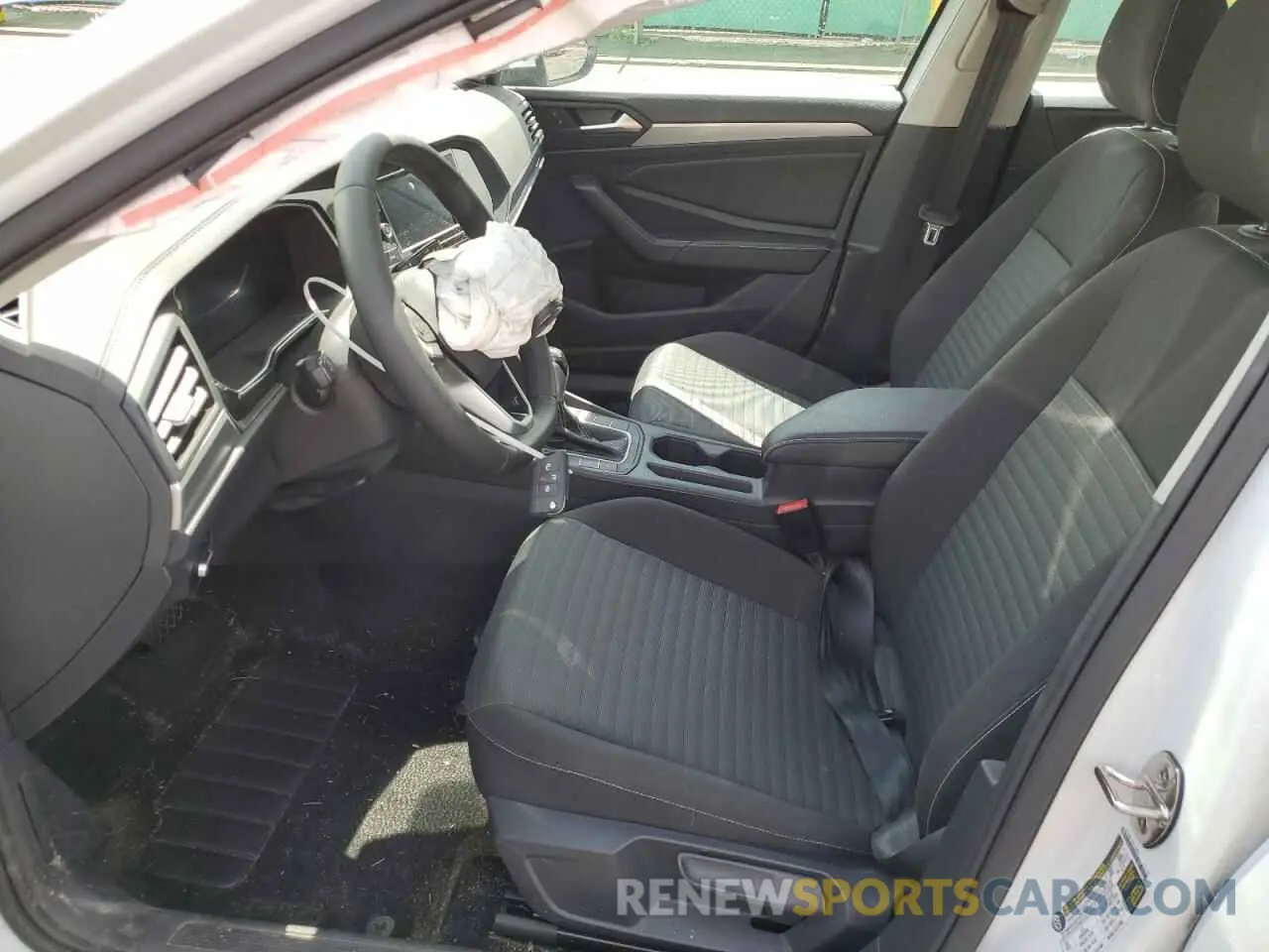 7 fotografías del automóvil dañado 3VW5M7BU4RM036462 VOLKSWAGEN JETTA 2024