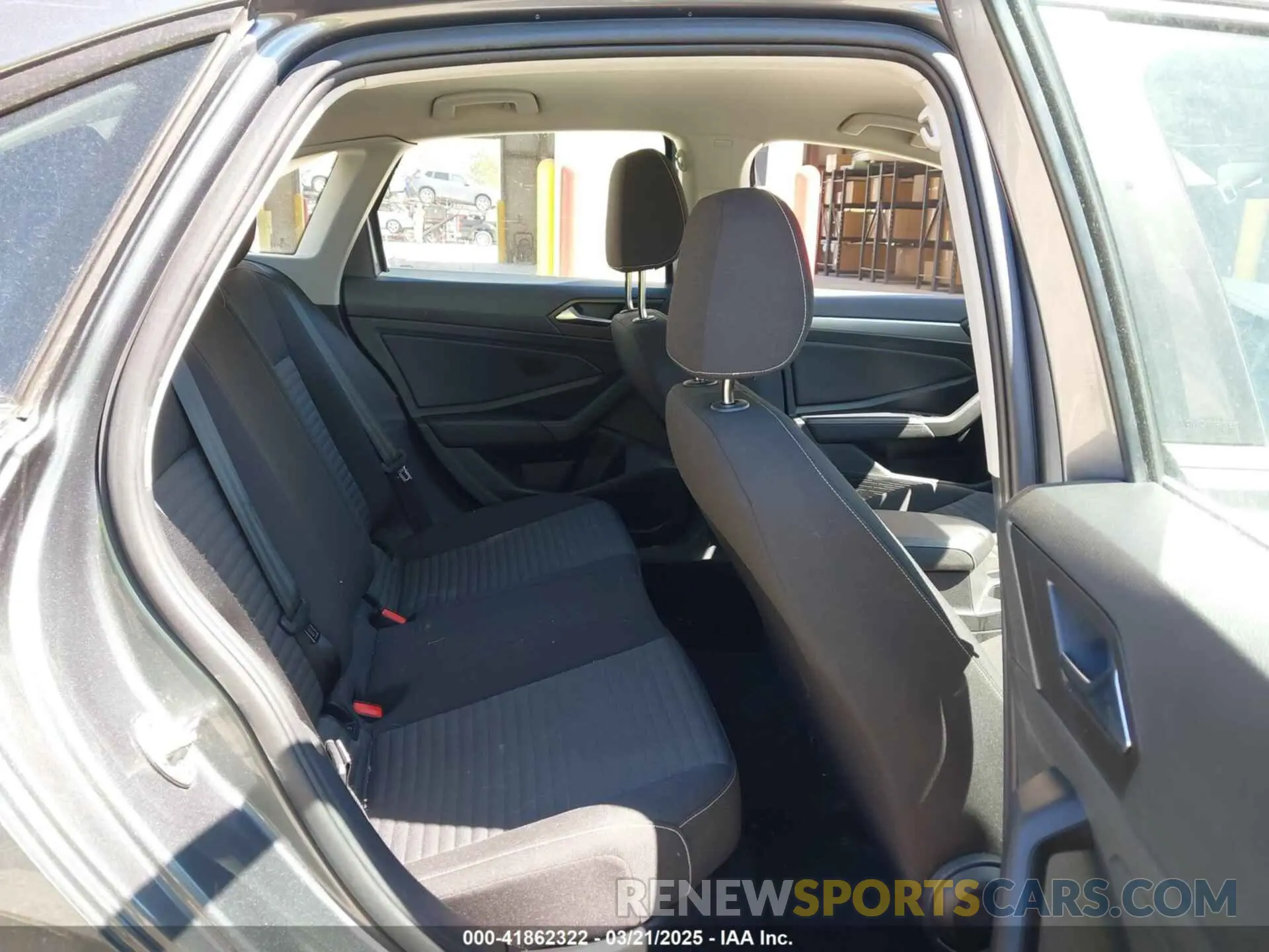 8 fotografías del automóvil dañado 3VW5M7BU5RM005768 VOLKSWAGEN JETTA 2024