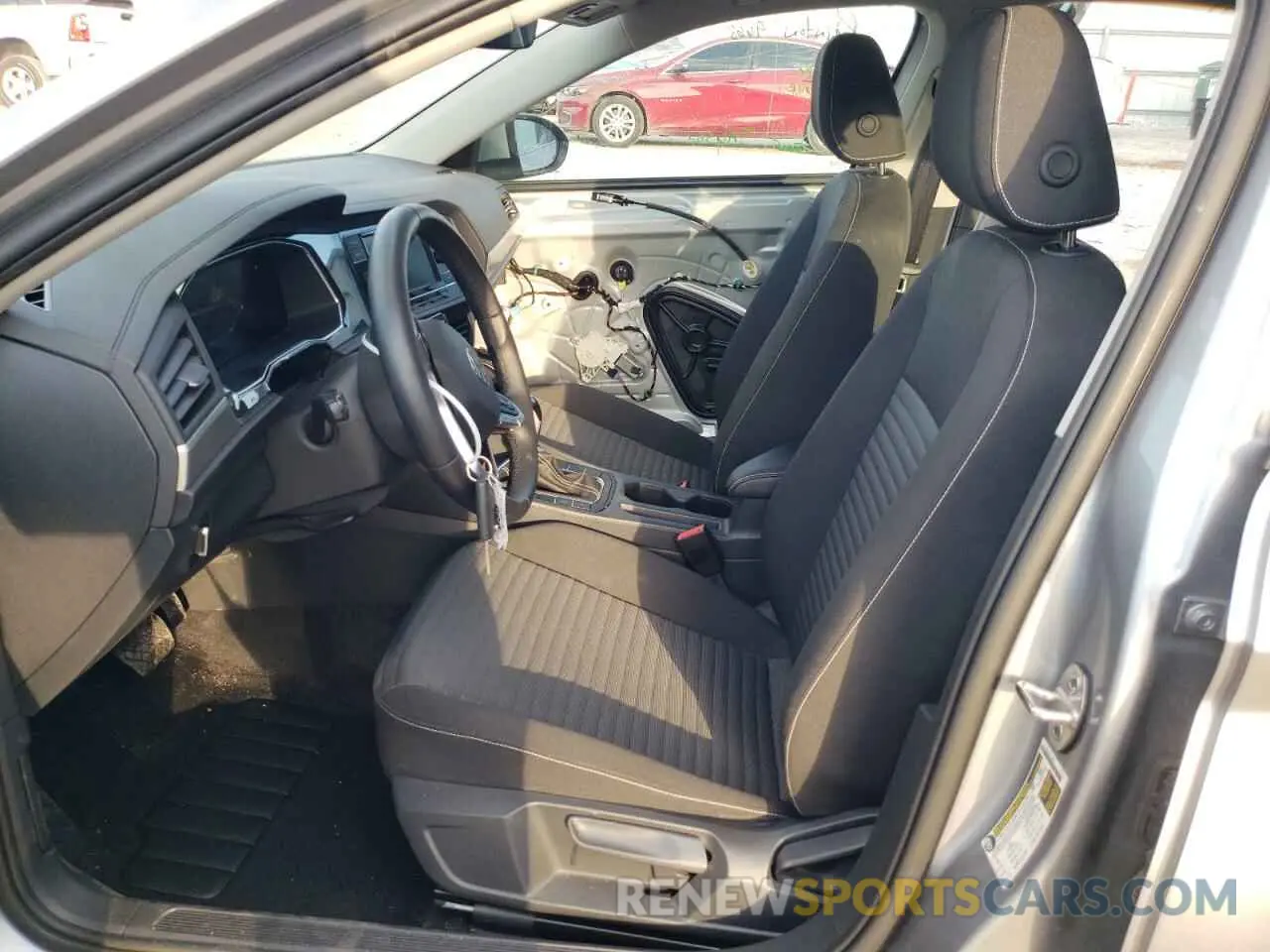 7 fotografías del automóvil dañado 3VW5M7BU5RM009948 VOLKSWAGEN JETTA 2024