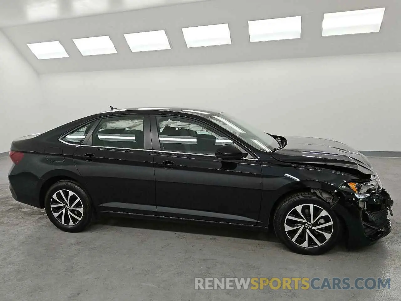 4 fotografías del automóvil dañado 3VW5M7BU5RM029763 VOLKSWAGEN JETTA 2024