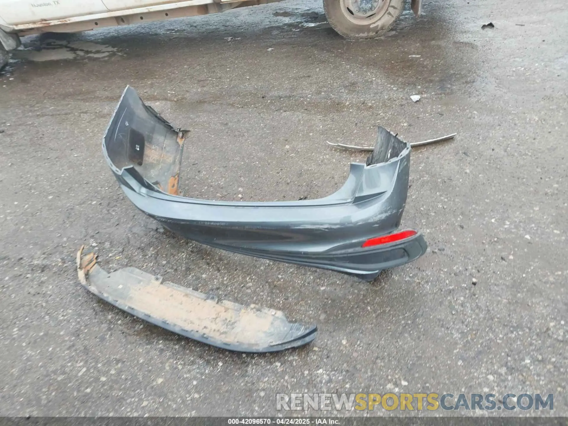 12 fotografías del automóvil dañado 3VW5M7BU5RM044604 VOLKSWAGEN JETTA 2024