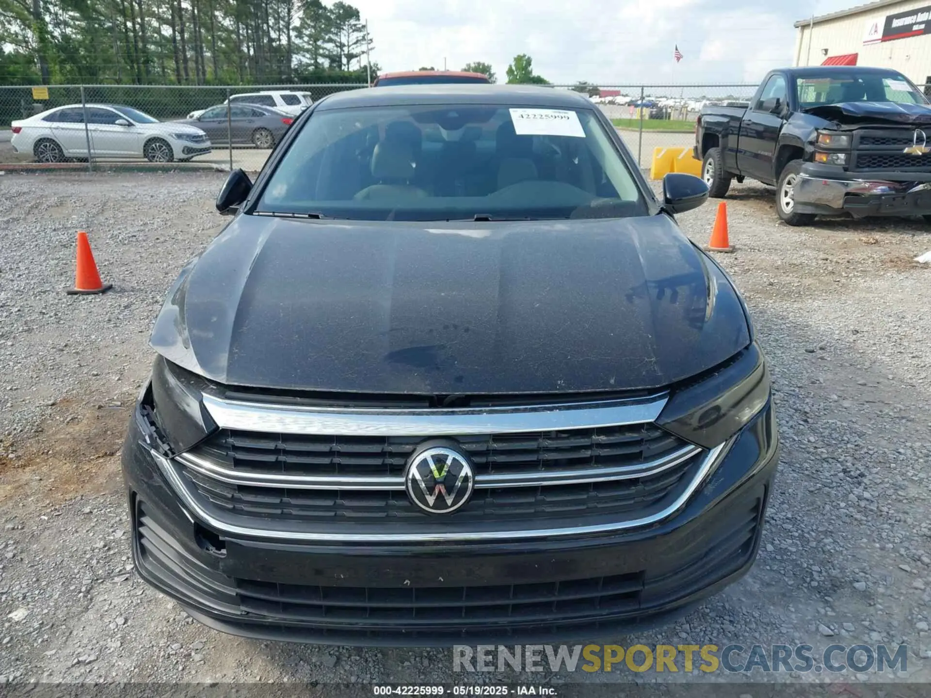 12 fotografías del automóvil dañado 3VW5M7BU6RM102736 VOLKSWAGEN JETTA 2024