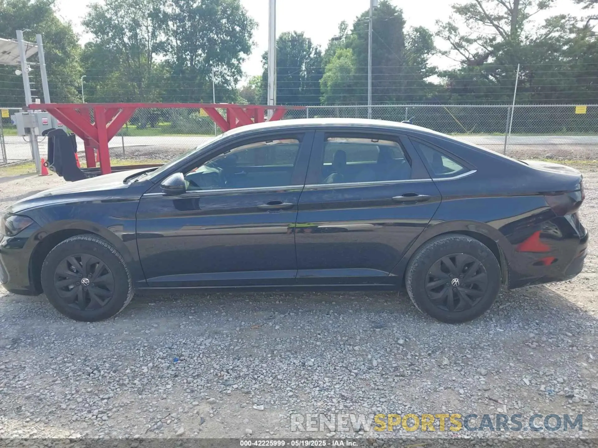 14 fotografías del automóvil dañado 3VW5M7BU6RM102736 VOLKSWAGEN JETTA 2024