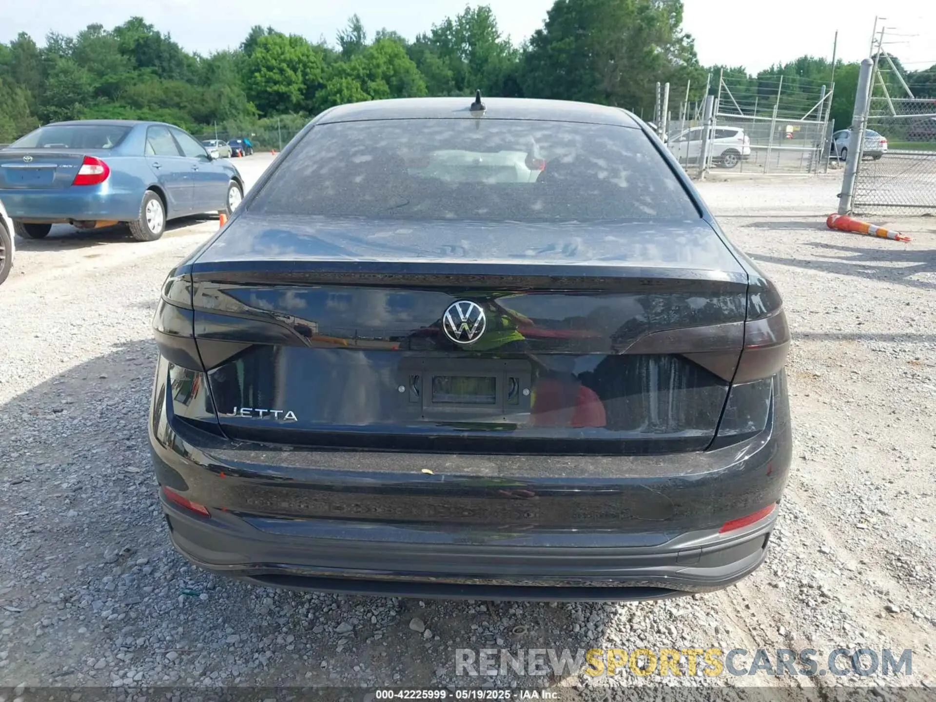 16 fotografías del automóvil dañado 3VW5M7BU6RM102736 VOLKSWAGEN JETTA 2024