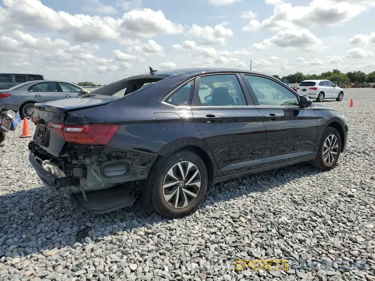3 fotografías del automóvil dañado 3VW5M7BU8RM063986 VOLKSWAGEN JETTA 2024