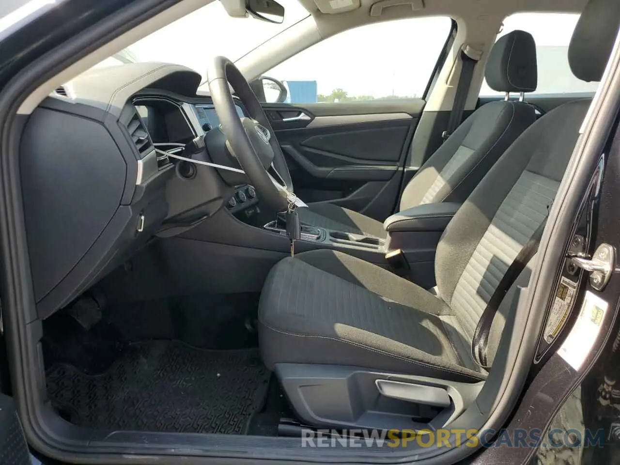7 fotografías del automóvil dañado 3VW5M7BU8RM063986 VOLKSWAGEN JETTA 2024