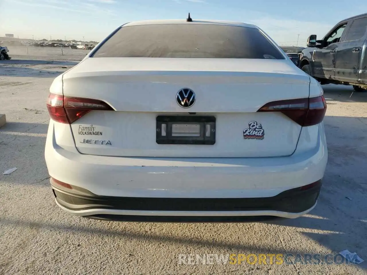 6 fotografías del automóvil dañado 3VW5M7BU9RM020175 VOLKSWAGEN JETTA 2024