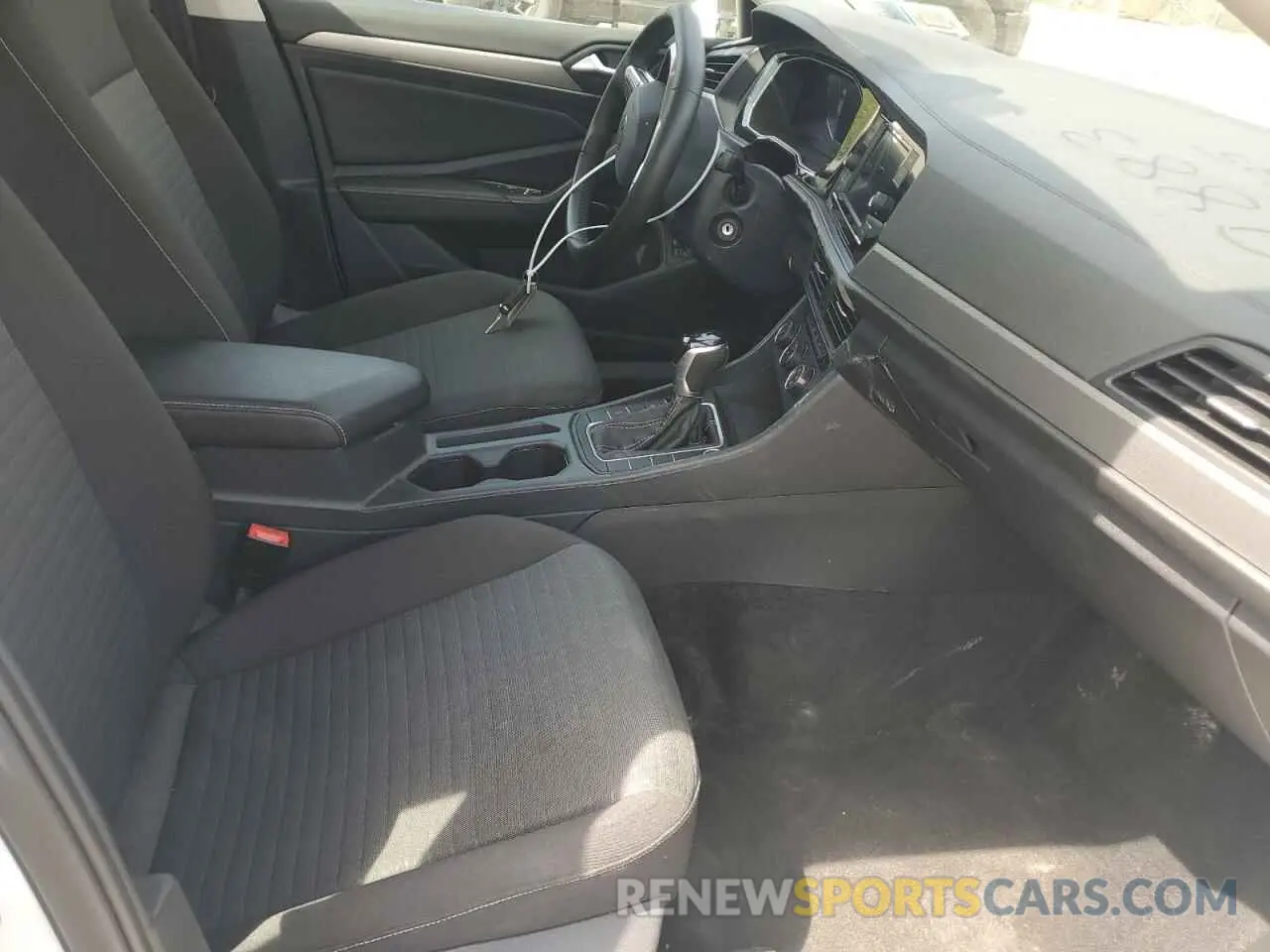 7 fotografías del automóvil dañado 3VW5M7BU9RM052883 VOLKSWAGEN JETTA 2024