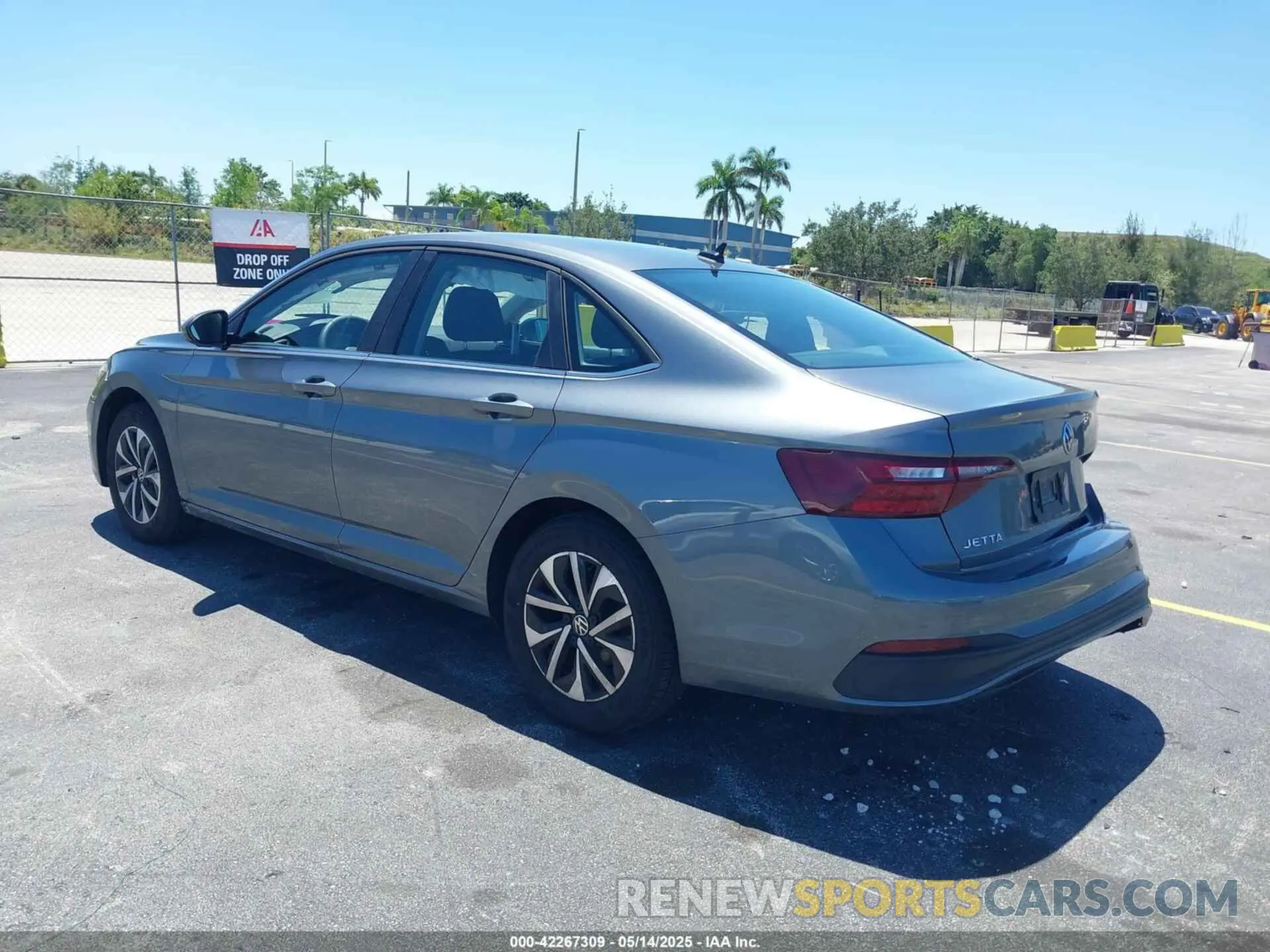 3 fotografías del automóvil dañado 3VW5M7BU9RM097967 VOLKSWAGEN JETTA 2024
