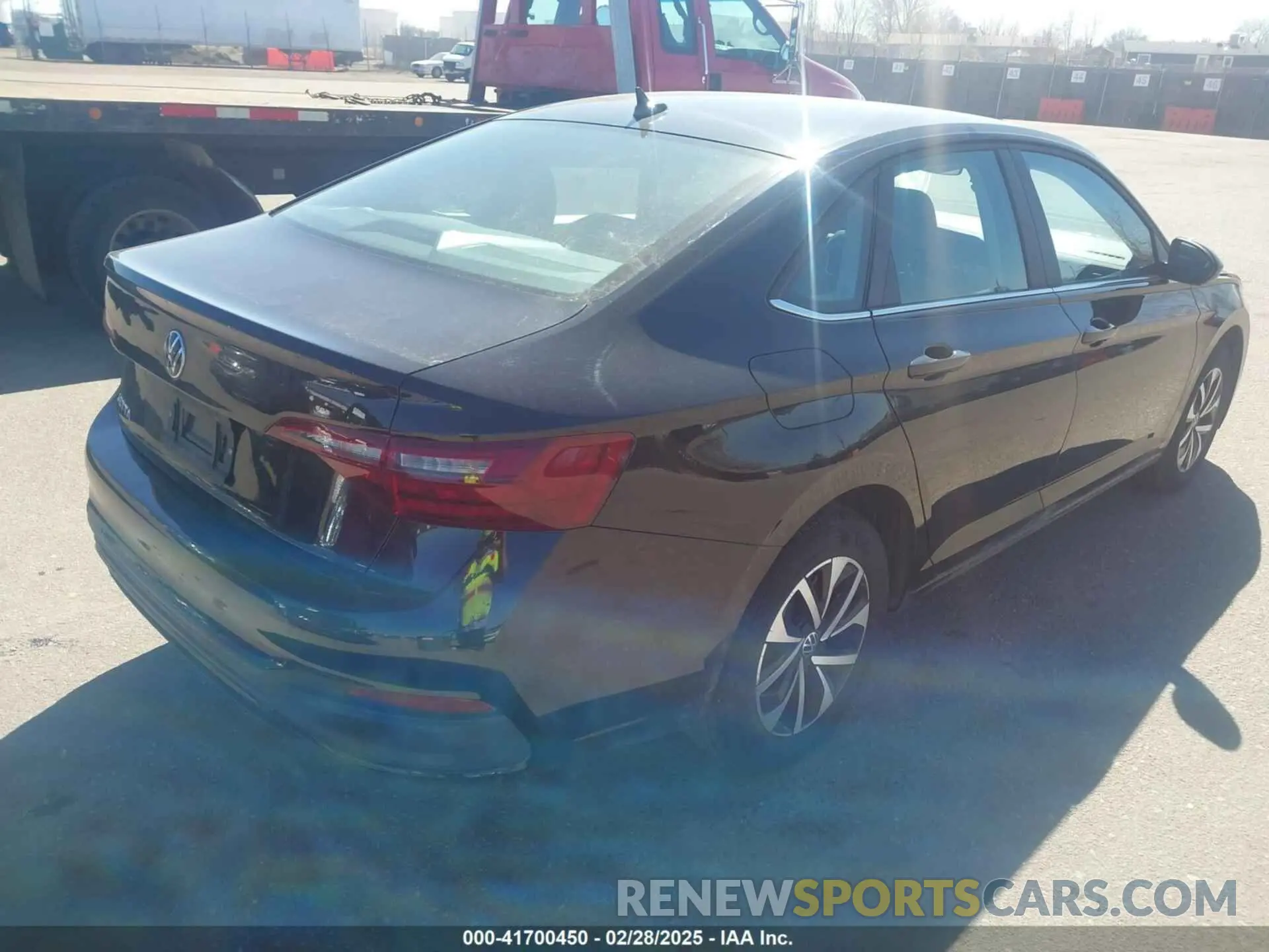 4 fotografías del automóvil dañado 3VW5M7BUXRM050284 VOLKSWAGEN JETTA 2024