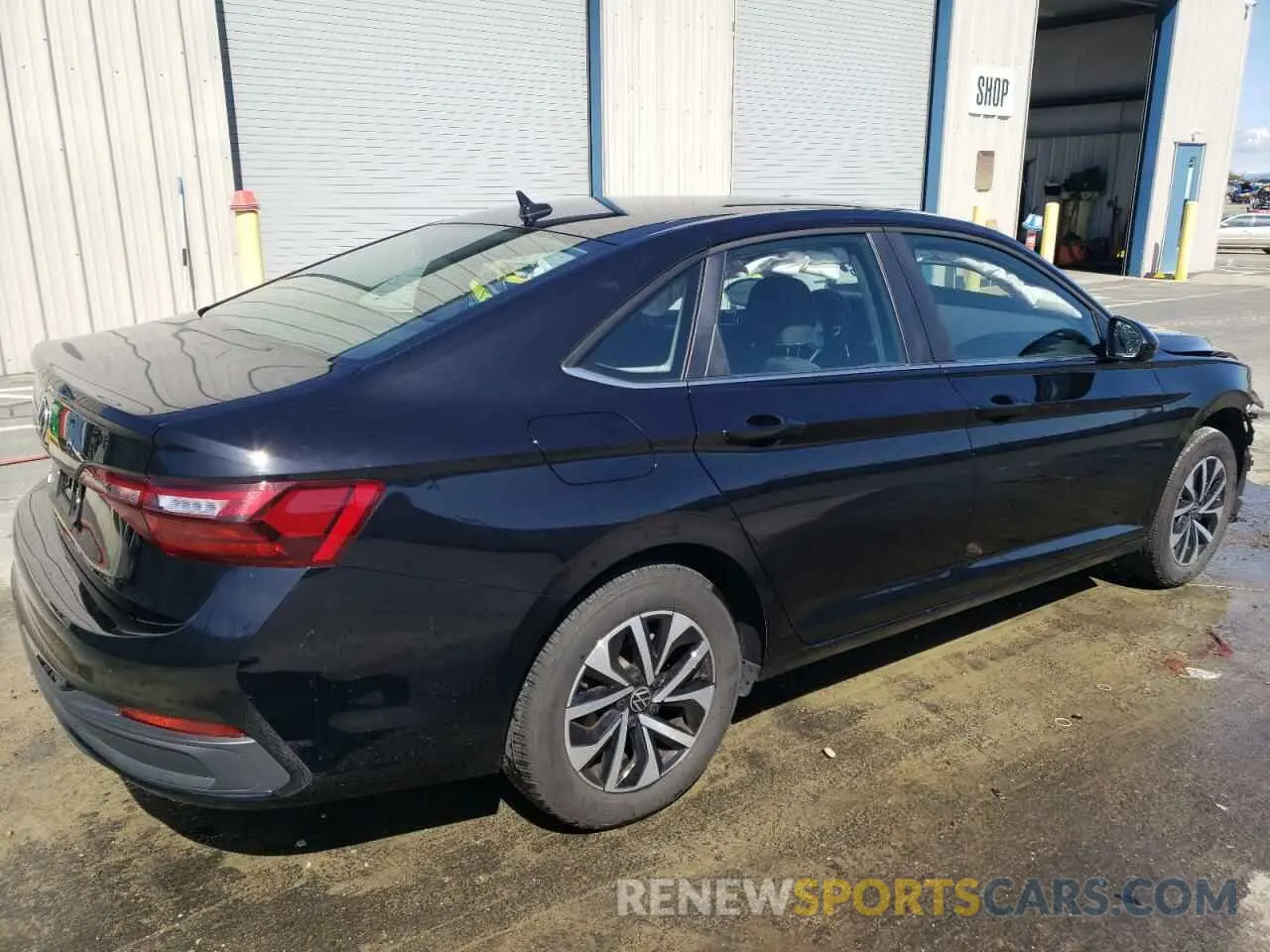 3 fotografías del automóvil dañado 3VW5M7BUXRM088100 VOLKSWAGEN JETTA 2024