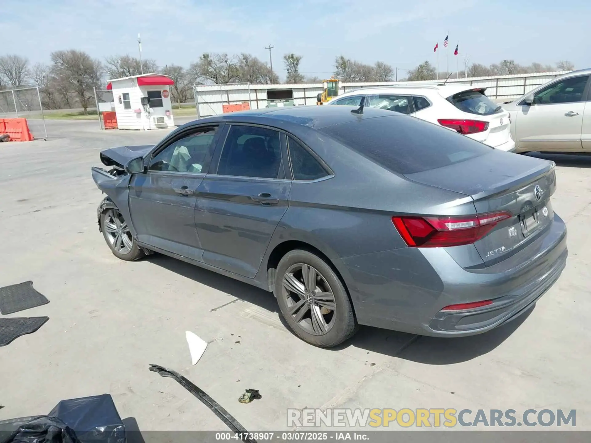 3 fotografías del automóvil dañado 3VW7M7BU1RM019109 VOLKSWAGEN JETTA 2024