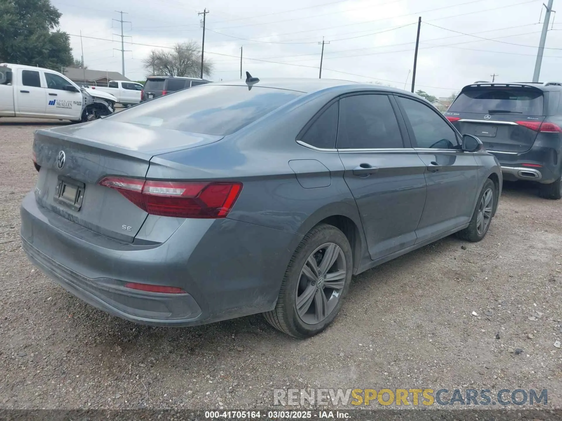 4 fotografías del automóvil dañado 3VW7M7BU1RM075258 VOLKSWAGEN JETTA 2024