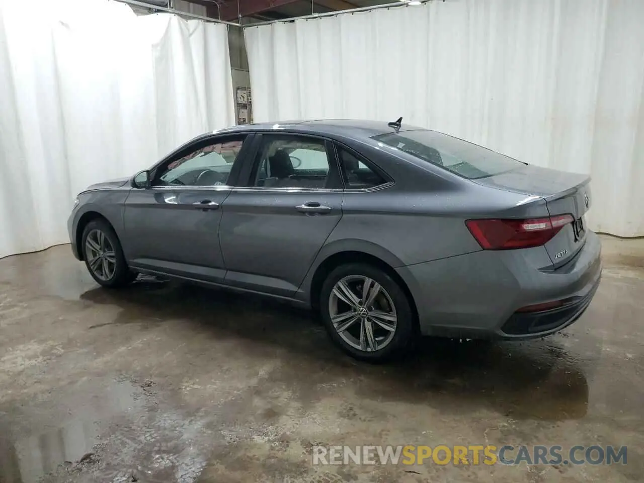 2 fotografías del automóvil dañado 3VW7M7BU3RM017331 VOLKSWAGEN JETTA 2024