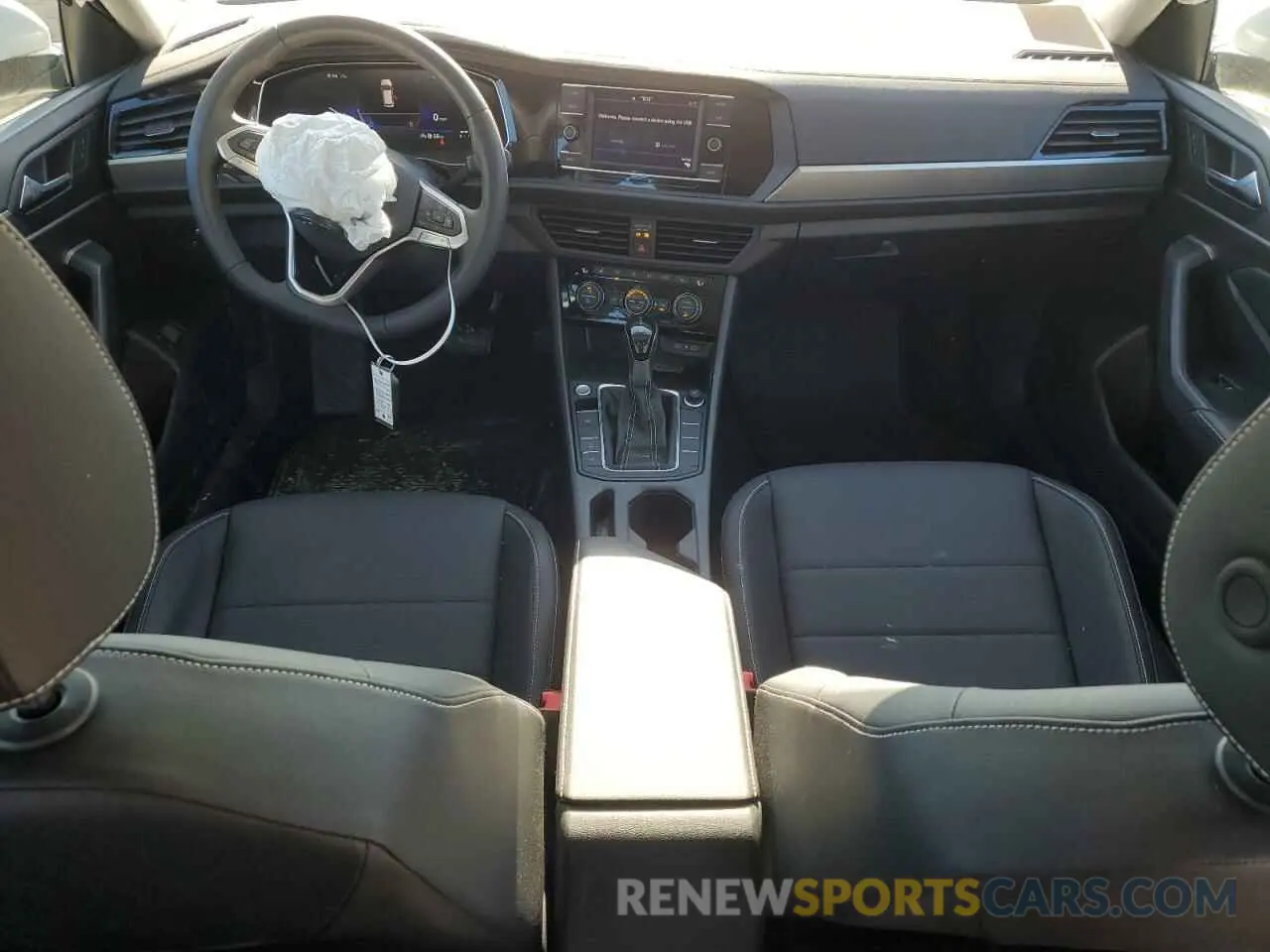 8 fotografías del automóvil dañado 3VW7M7BU4RM077733 VOLKSWAGEN JETTA 2024