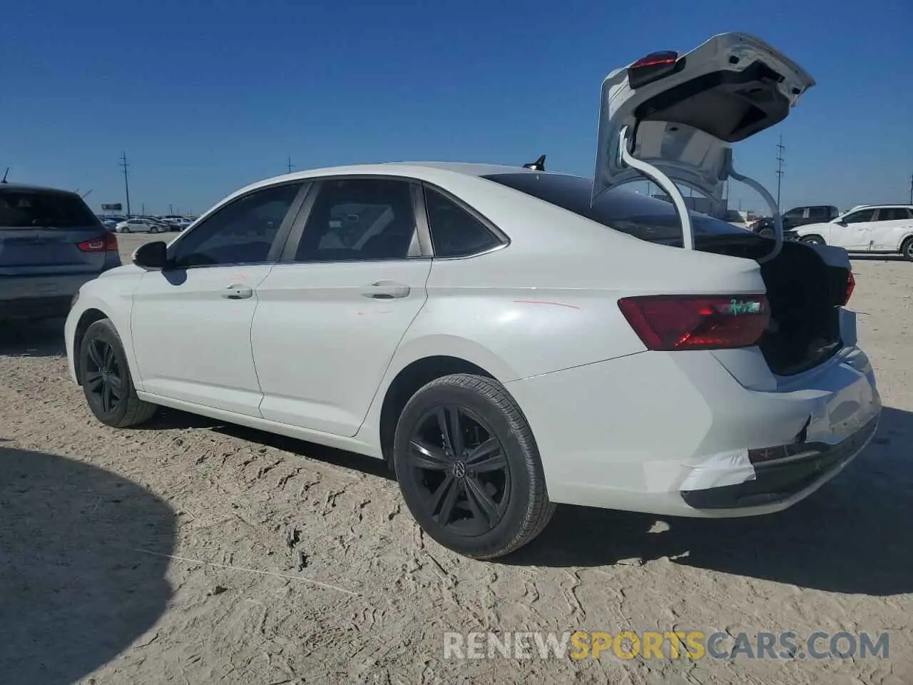 2 fotografías del automóvil dañado 3VW7M7BU5RM015239 VOLKSWAGEN JETTA 2024