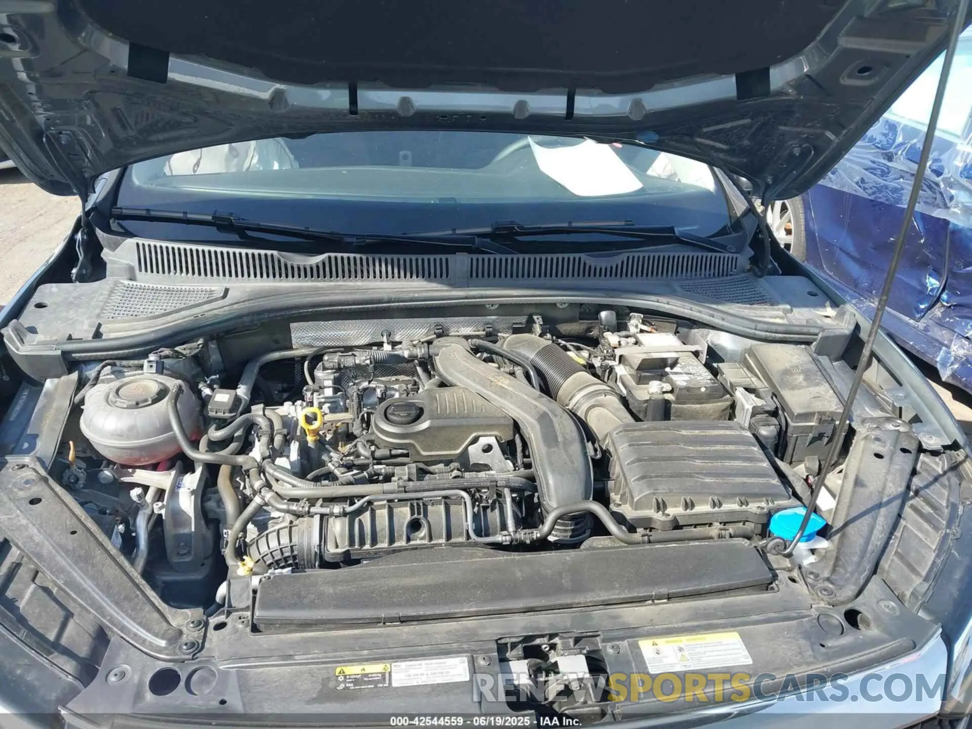 10 fotografías del automóvil dañado 3VW7M7BU5RM023339 VOLKSWAGEN JETTA 2024