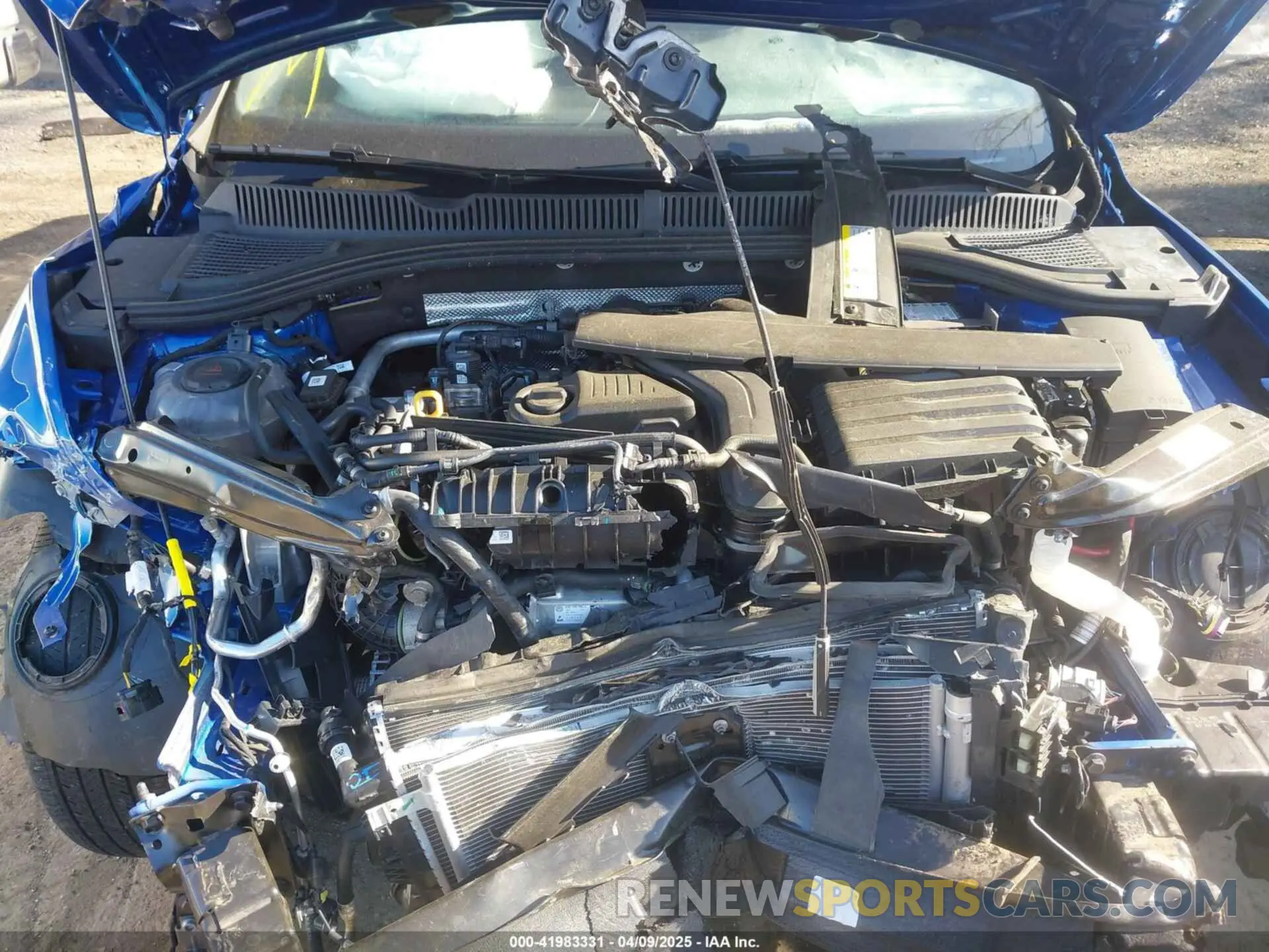 10 fotografías del automóvil dañado 3VW7M7BU5RM057412 VOLKSWAGEN JETTA 2024
