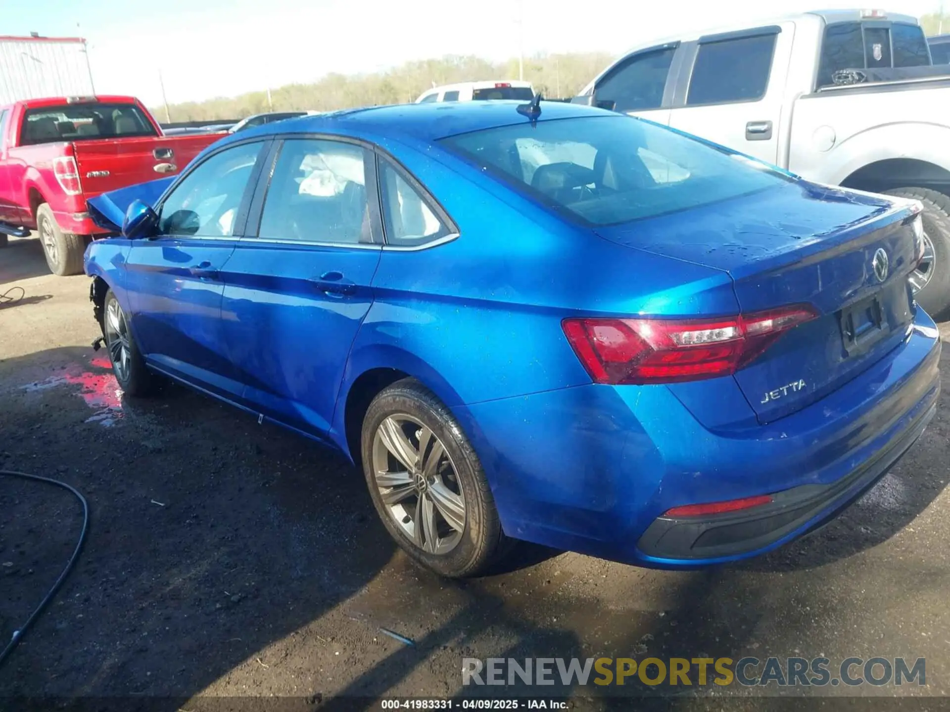 3 fotografías del automóvil dañado 3VW7M7BU5RM057412 VOLKSWAGEN JETTA 2024