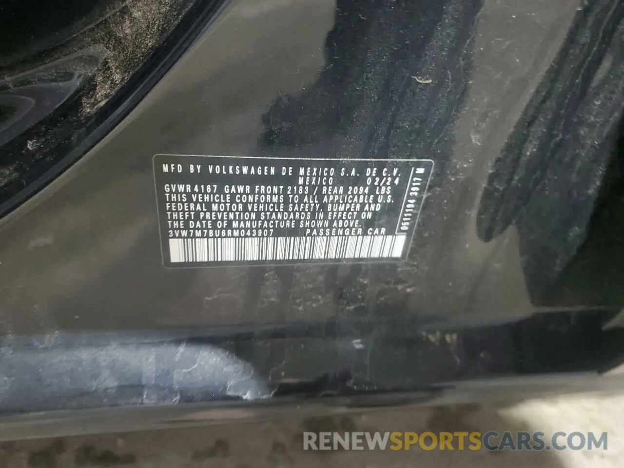 13 fotografías del automóvil dañado 3VW7M7BU6RM043907 VOLKSWAGEN JETTA 2024