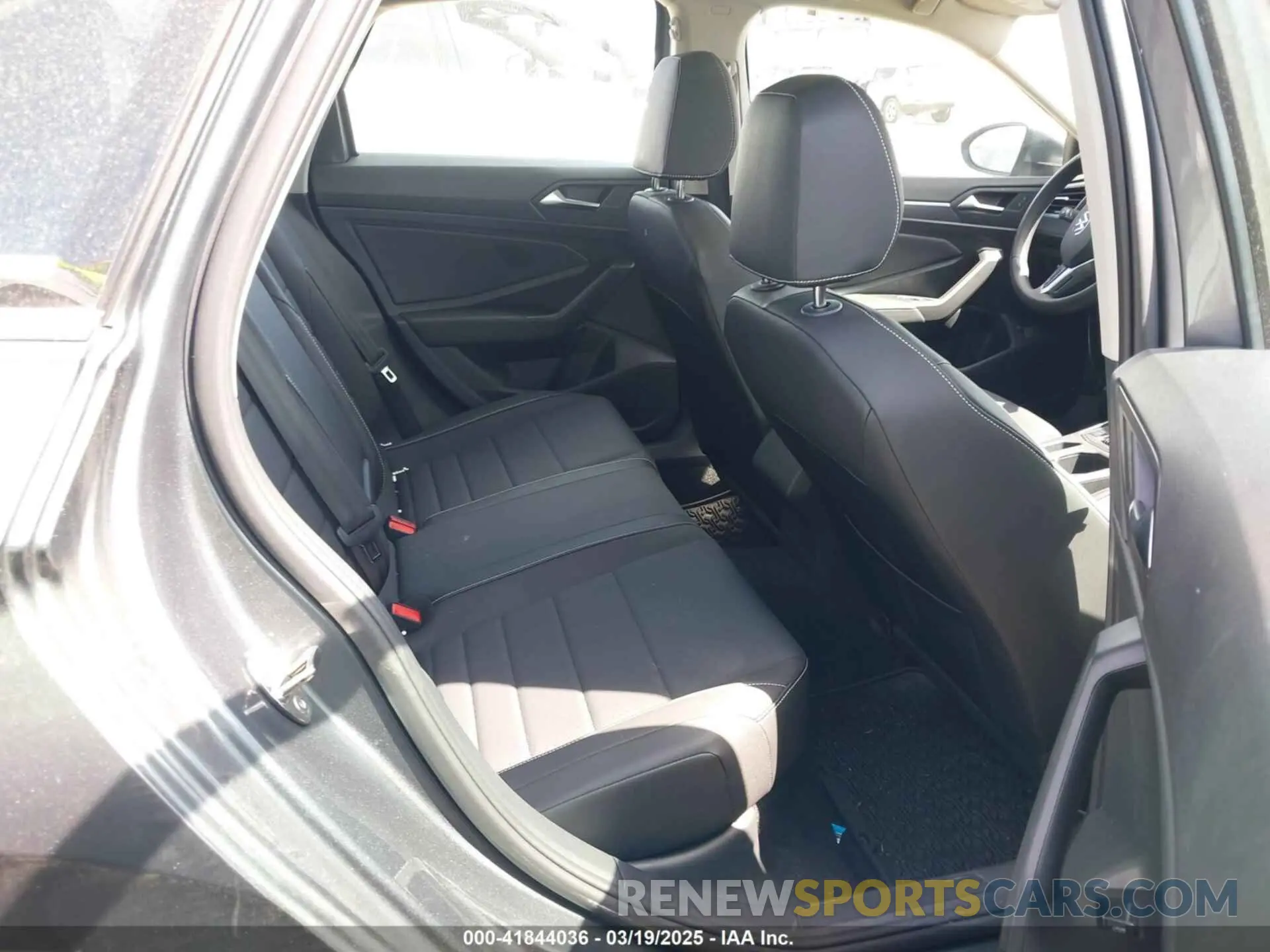8 fotografías del automóvil dañado 3VW7M7BU6RM076860 VOLKSWAGEN JETTA 2024