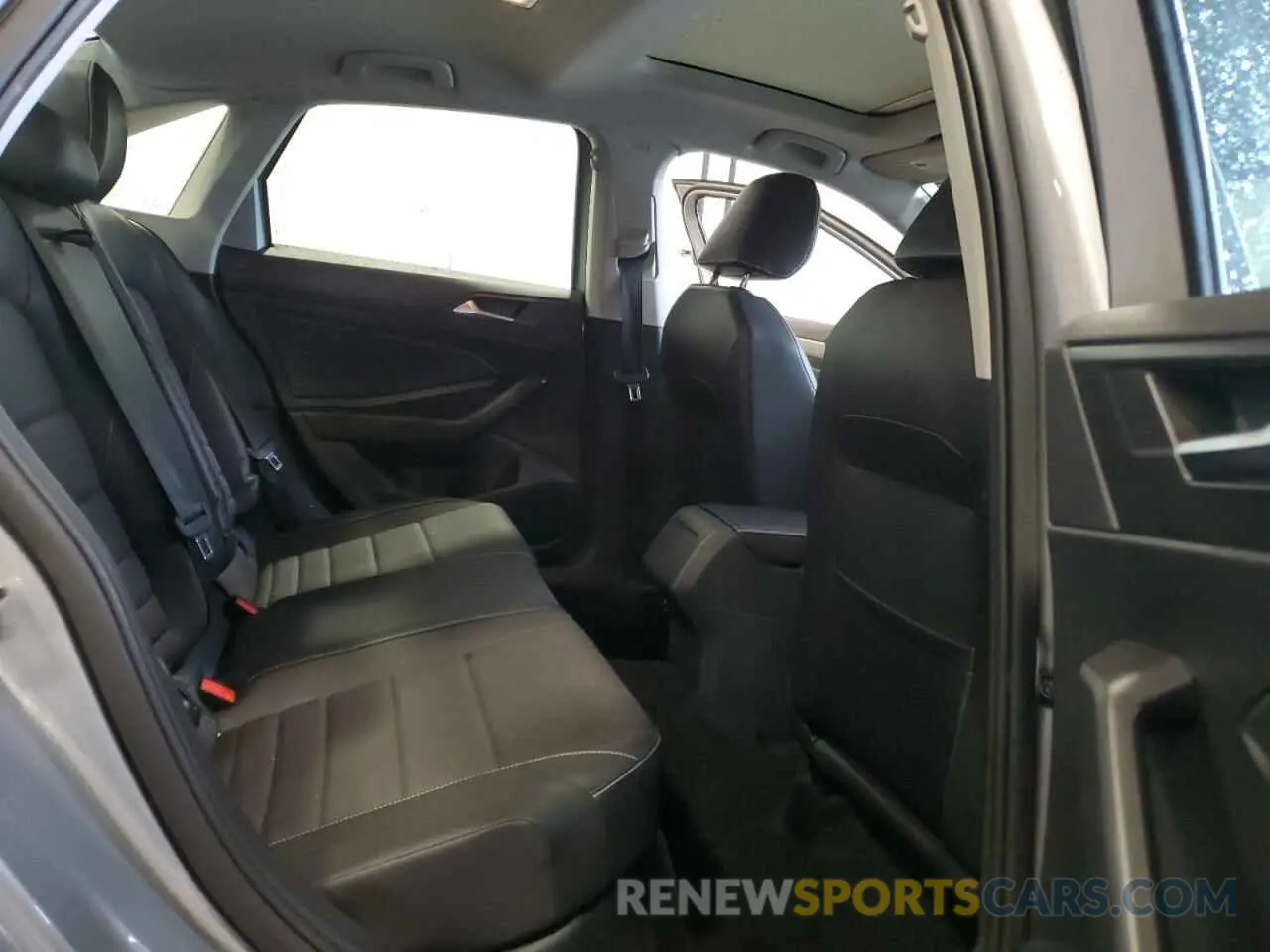 10 fotografías del automóvil dañado 3VW7M7BU7RM034939 VOLKSWAGEN JETTA 2024