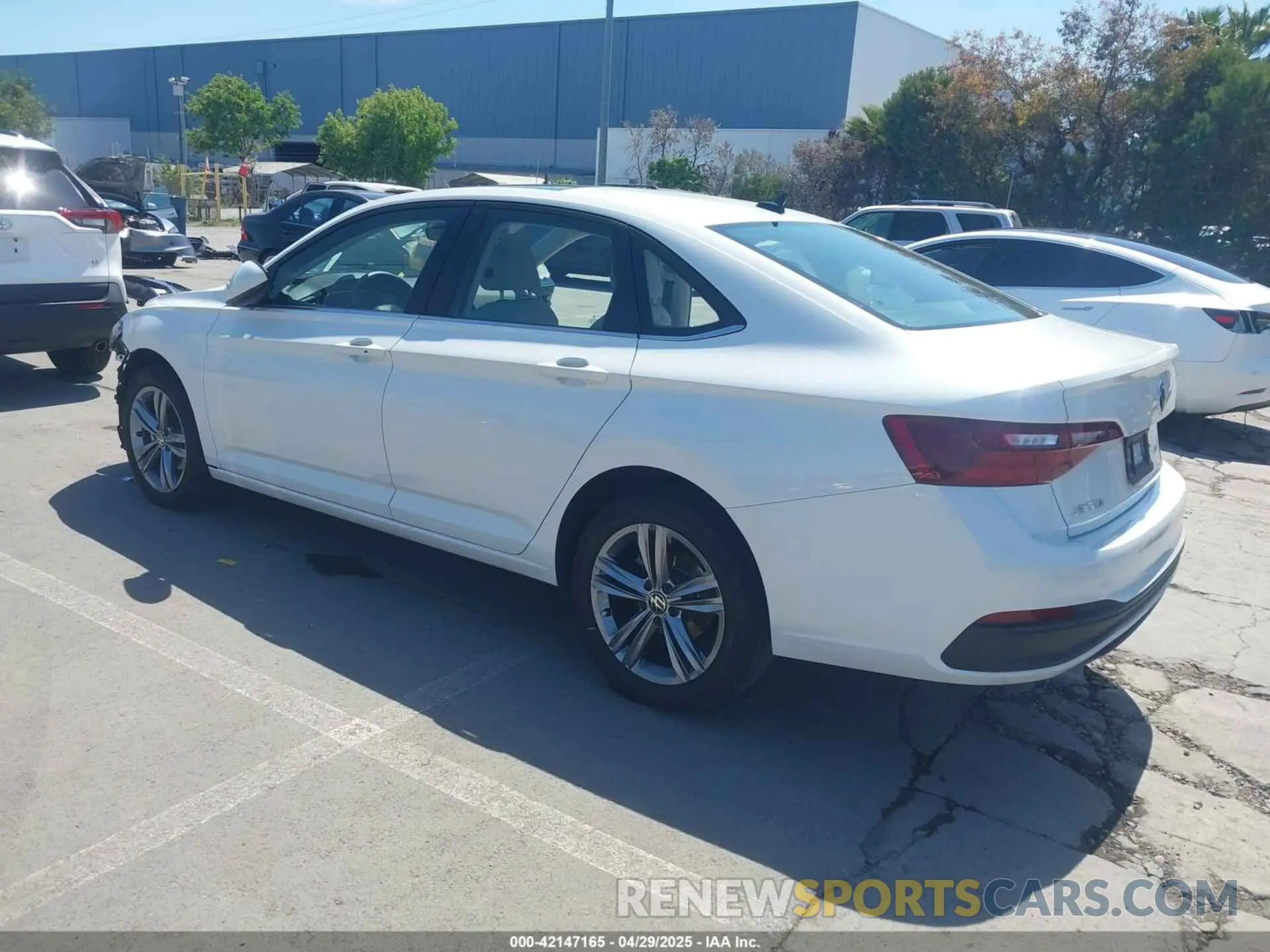 3 fotografías del automóvil dañado 3VW7M7BU8RM012206 VOLKSWAGEN JETTA 2024