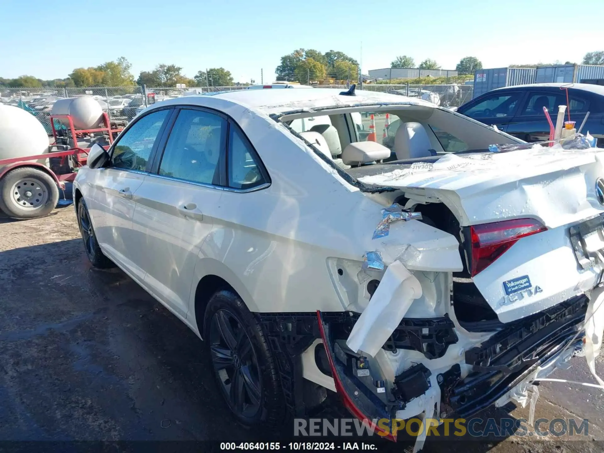 14 fotografías del automóvil dañado 3VW7M7BU9RM040435 VOLKSWAGEN JETTA 2024