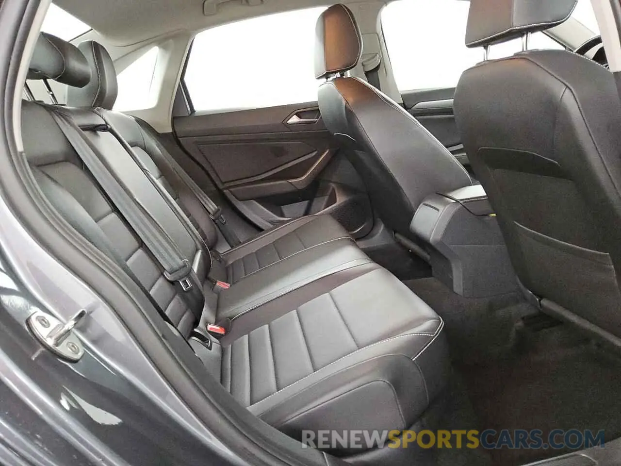 10 fotografías del automóvil dañado 3VW7M7BU9RM057915 VOLKSWAGEN JETTA 2024