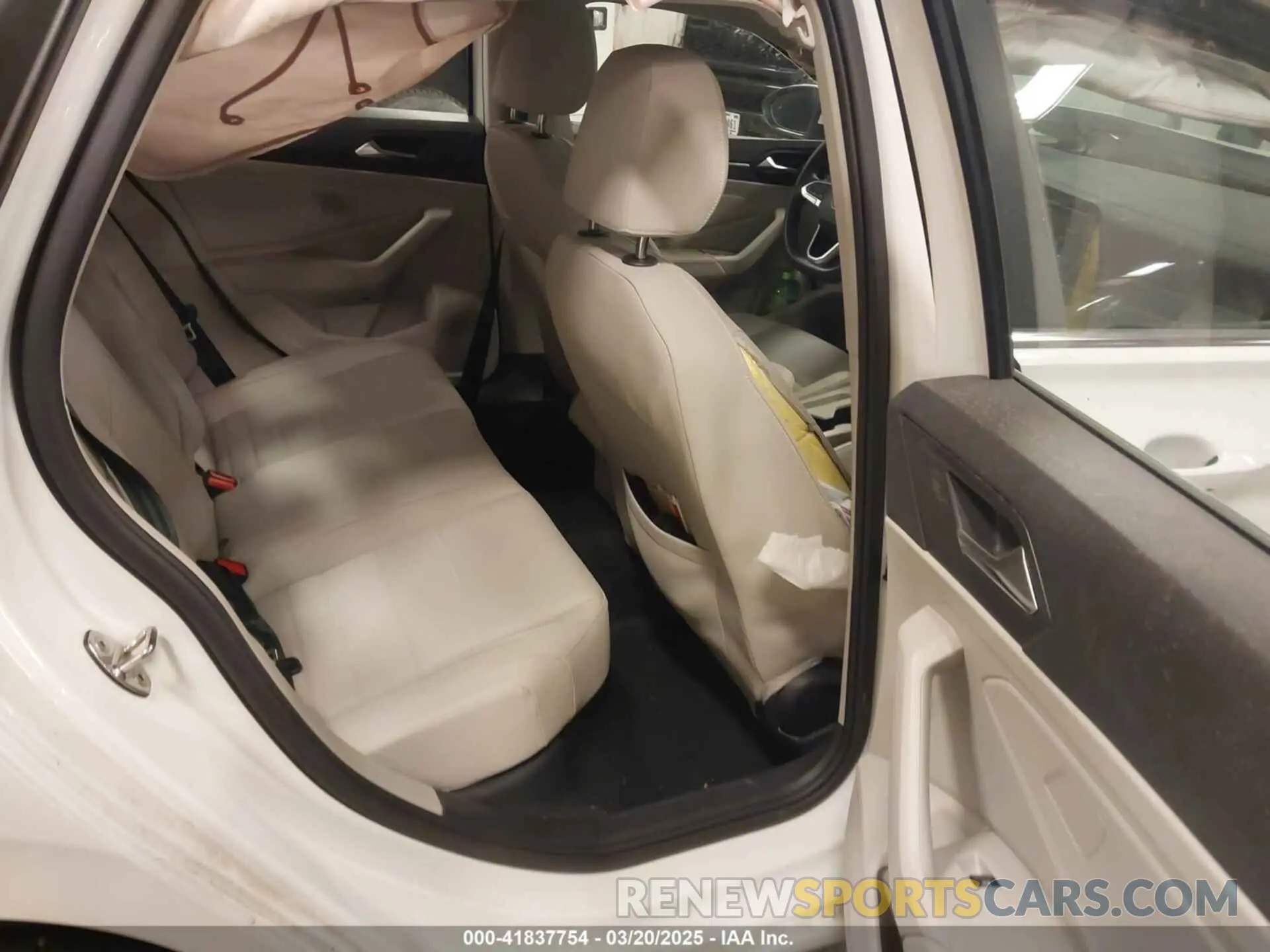 8 fotografías del automóvil dañado 3VW7M7BU9RM067103 VOLKSWAGEN JETTA 2024