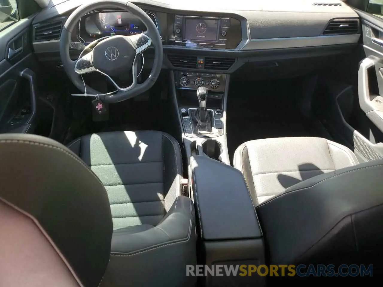 8 fotografías del automóvil dañado 3VW7M7BUXRM058278 VOLKSWAGEN JETTA 2024