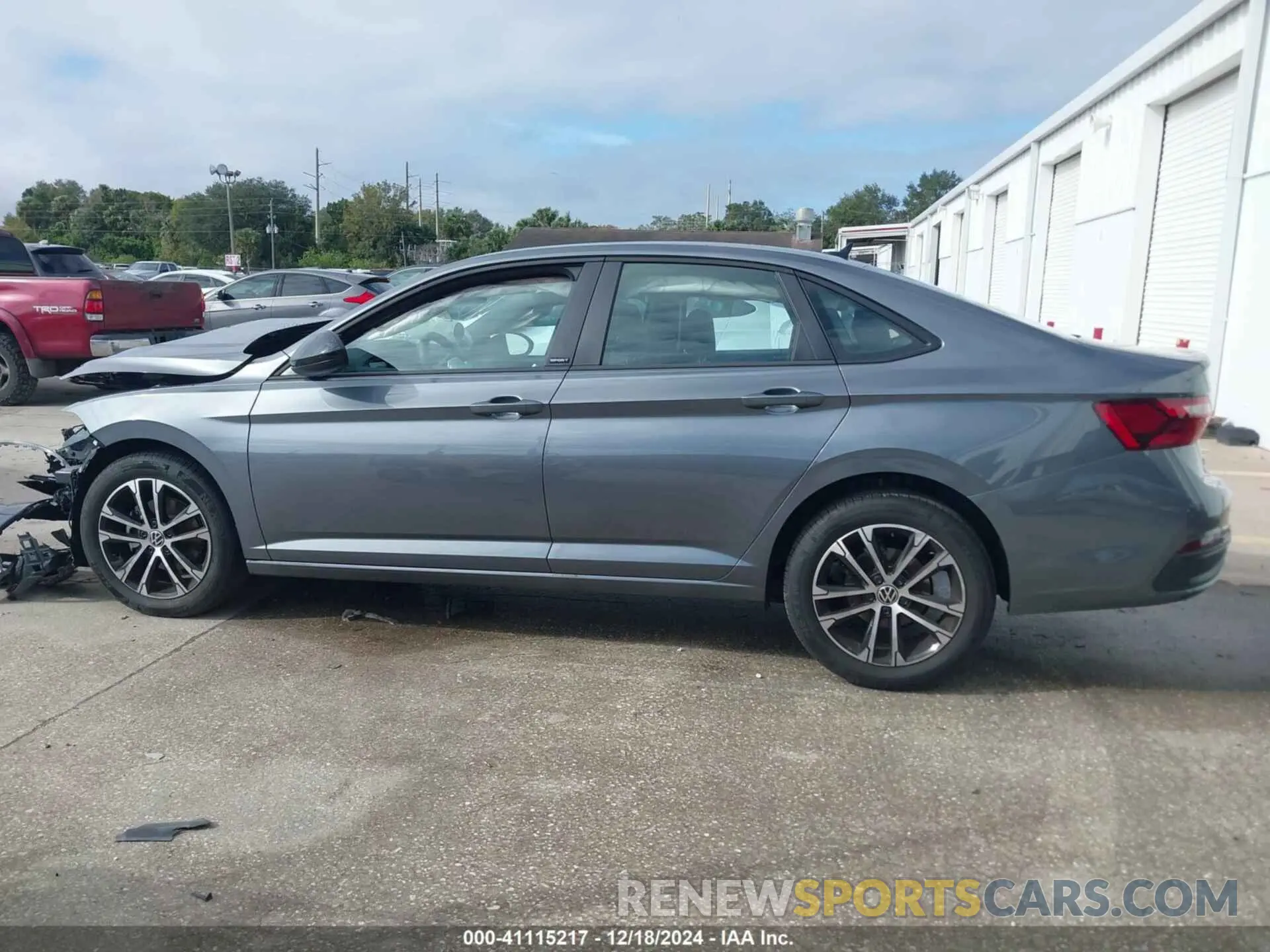 14 fotografías del automóvil dañado 3VWAM7BU0RM056206 VOLKSWAGEN JETTA 2024