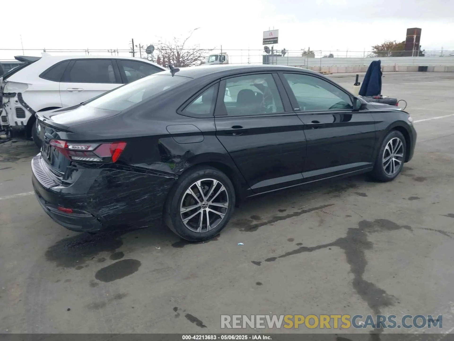 4 fotografías del automóvil dañado 3VWBM7BU0RM050426 VOLKSWAGEN JETTA 2024