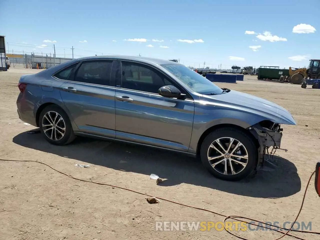 4 fotografías del automóvil dañado 3VWBM7BU1RM008606 VOLKSWAGEN JETTA 2024