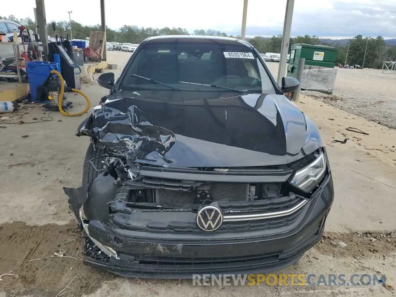 5 fotografías del automóvil dañado 3VWBM7BU1RM051598 VOLKSWAGEN JETTA 2024