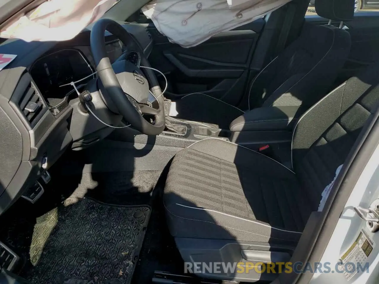 7 fotografías del automóvil dañado 3VWBM7BU2RM075229 VOLKSWAGEN JETTA 2024