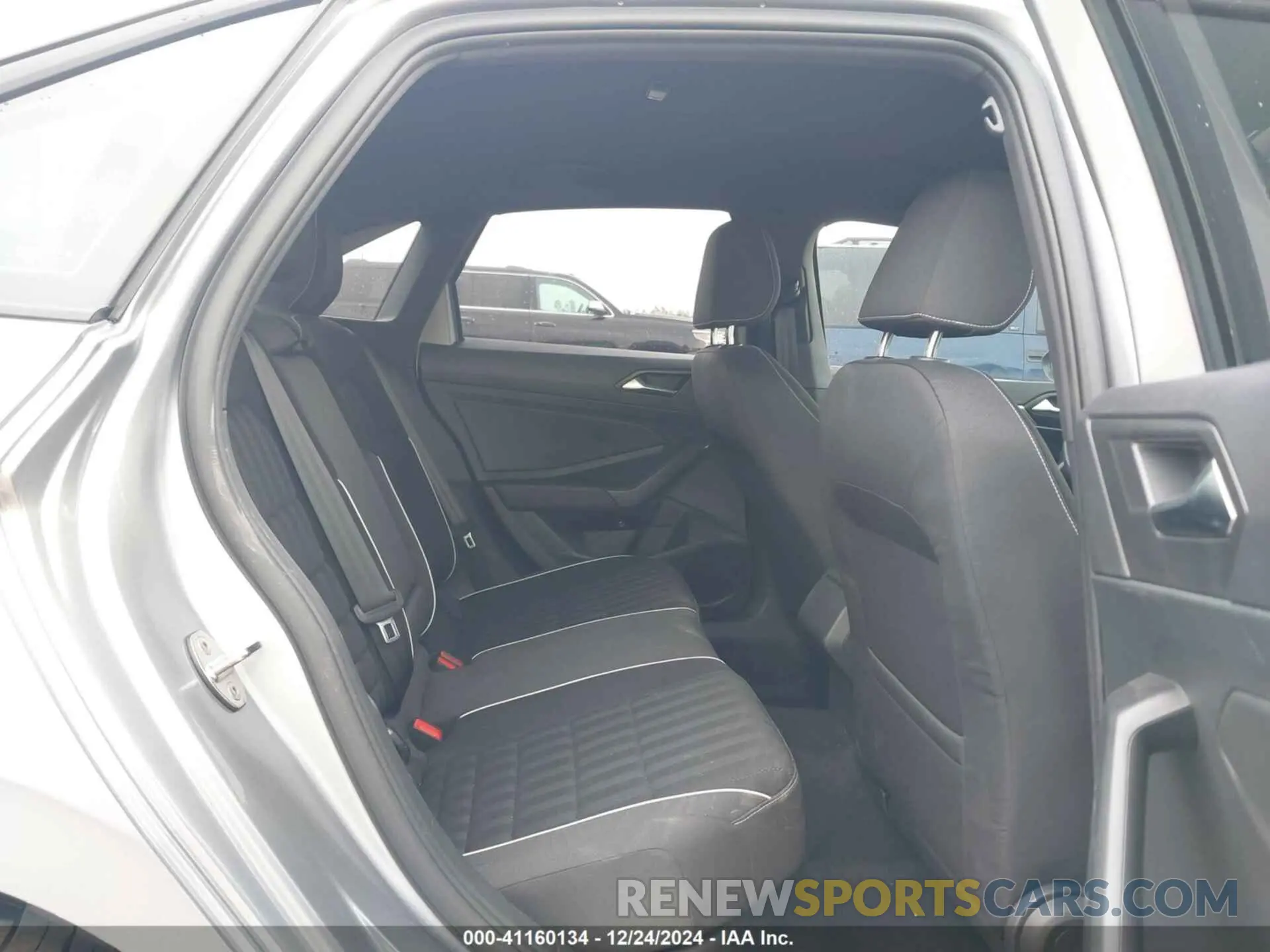 8 fotografías del automóvil dañado 3VWBM7BU3RM086370 VOLKSWAGEN JETTA 2024
