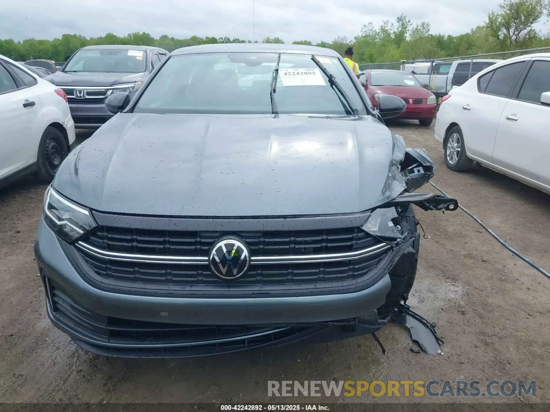 13 fotografías del automóvil dañado 3VWBM7BUXRM034024 VOLKSWAGEN JETTA 2024