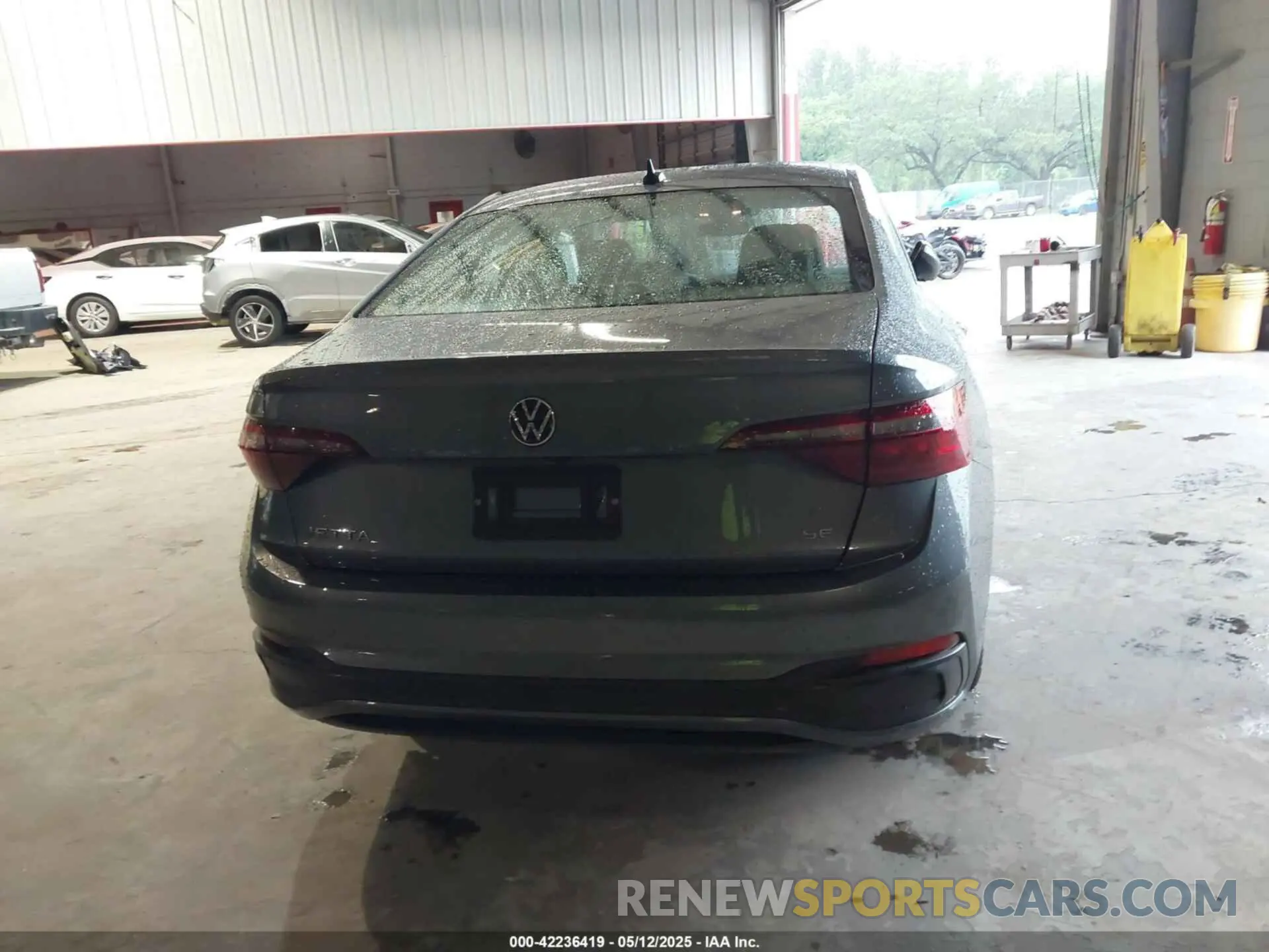 16 fotografías del automóvil dañado 3VWEM7BU1RM074196 VOLKSWAGEN JETTA 2024