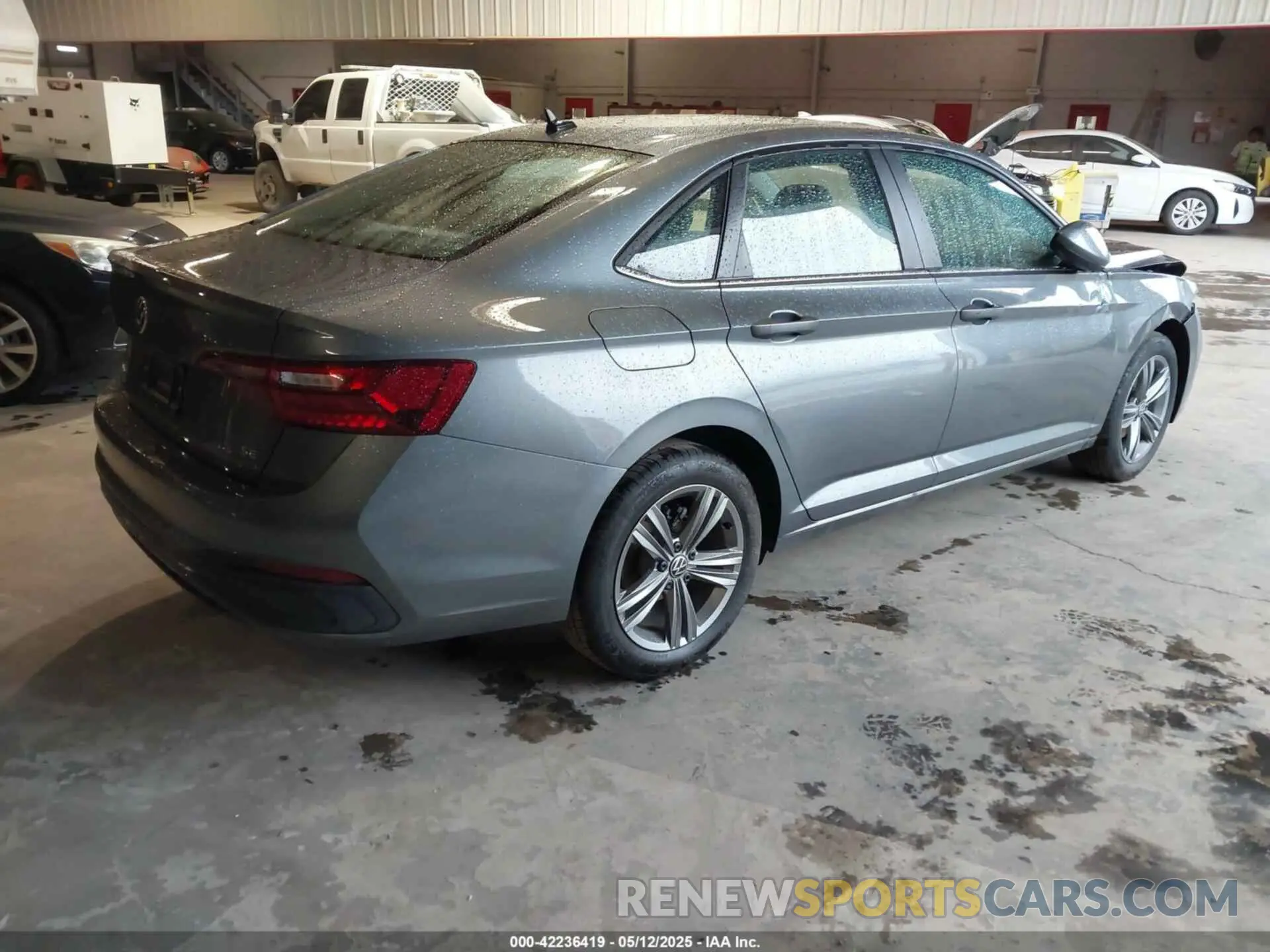 4 fotografías del automóvil dañado 3VWEM7BU1RM074196 VOLKSWAGEN JETTA 2024
