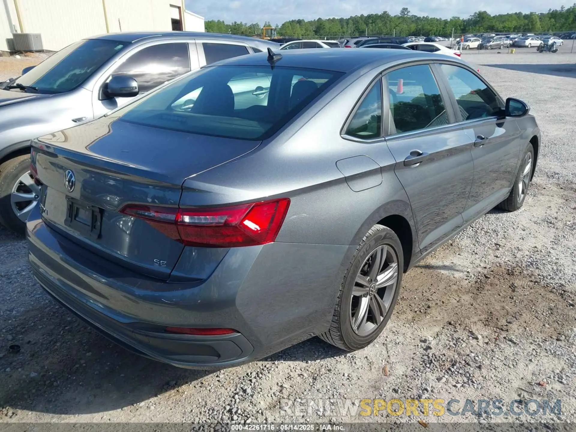 4 fotografías del automóvil dañado 3VWEM7BU3RM014100 VOLKSWAGEN JETTA 2024