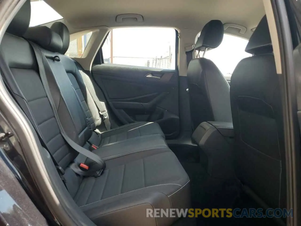 10 fotografías del automóvil dañado 3VWEM7BU8RM095997 VOLKSWAGEN JETTA 2024