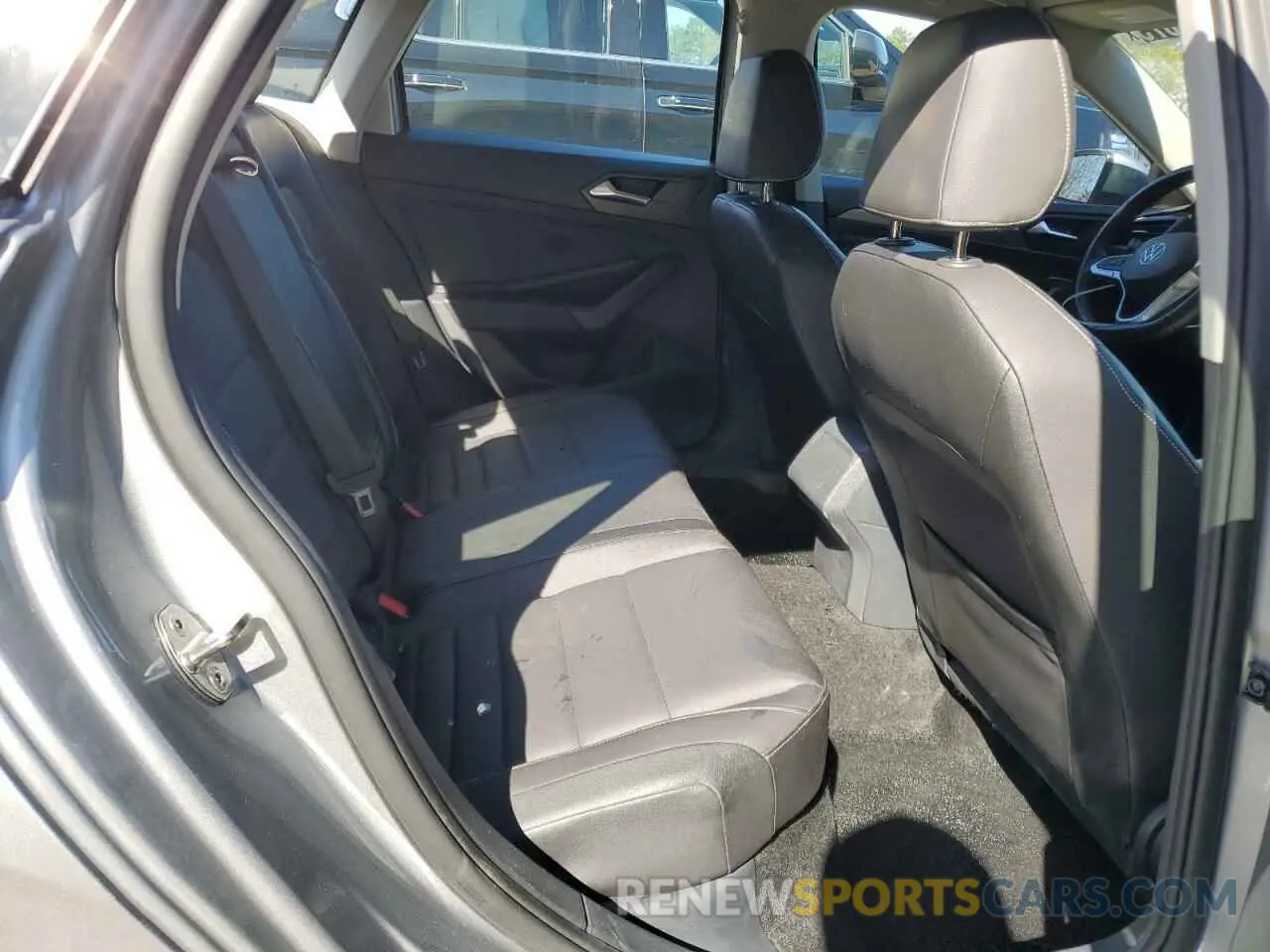 10 fotografías del automóvil dañado 3VWEM7BUXRM025658 VOLKSWAGEN JETTA 2024