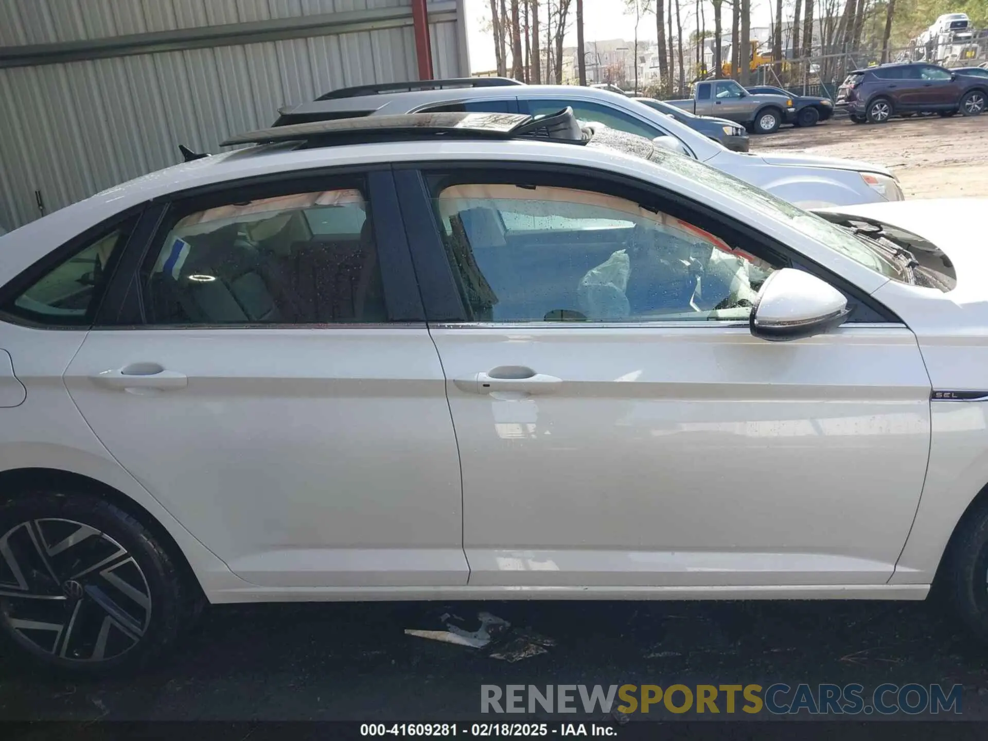 14 fotografías del automóvil dañado 3VWGM7BU0RM059701 VOLKSWAGEN JETTA 2024