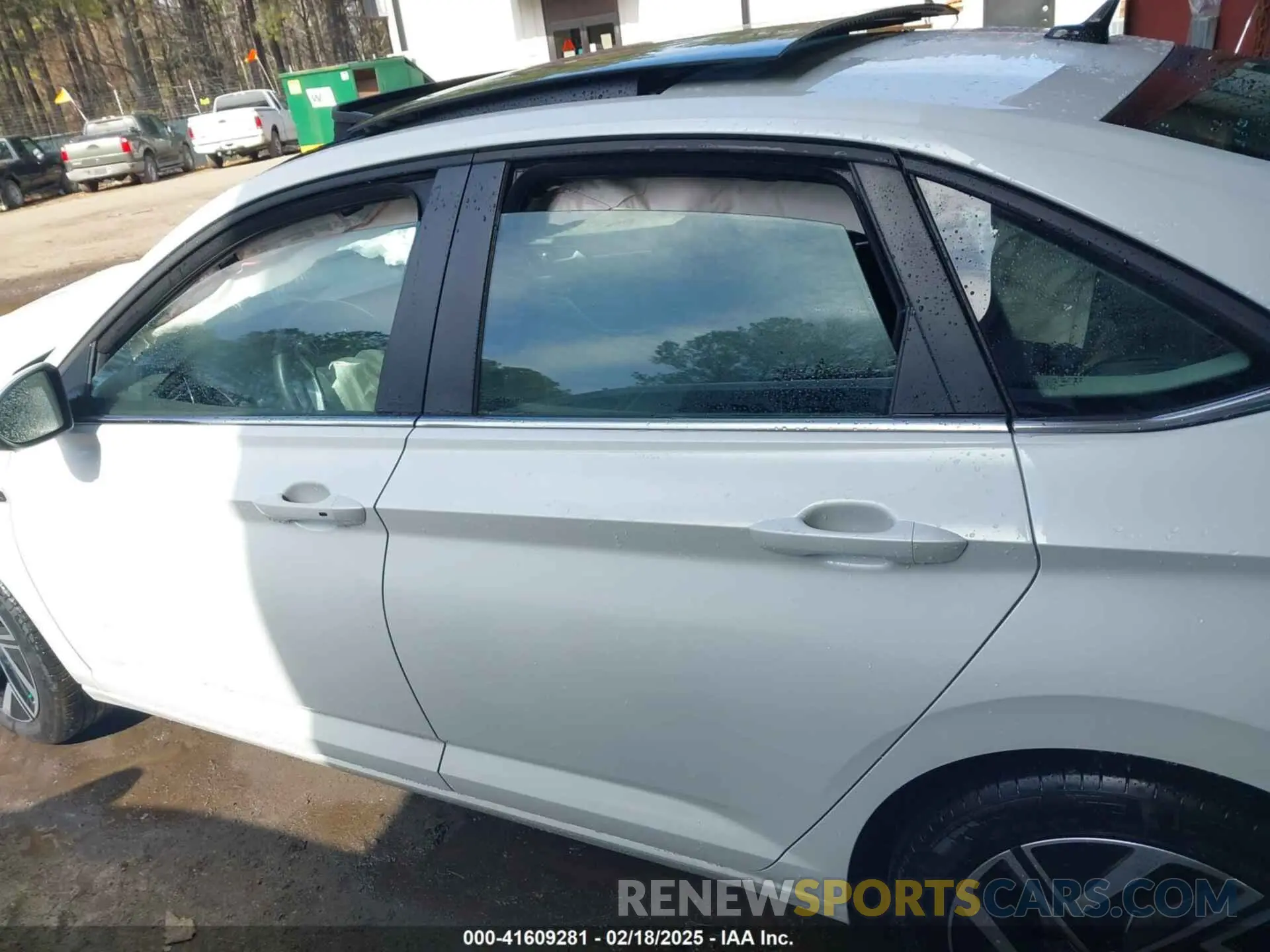 15 fotografías del automóvil dañado 3VWGM7BU0RM059701 VOLKSWAGEN JETTA 2024