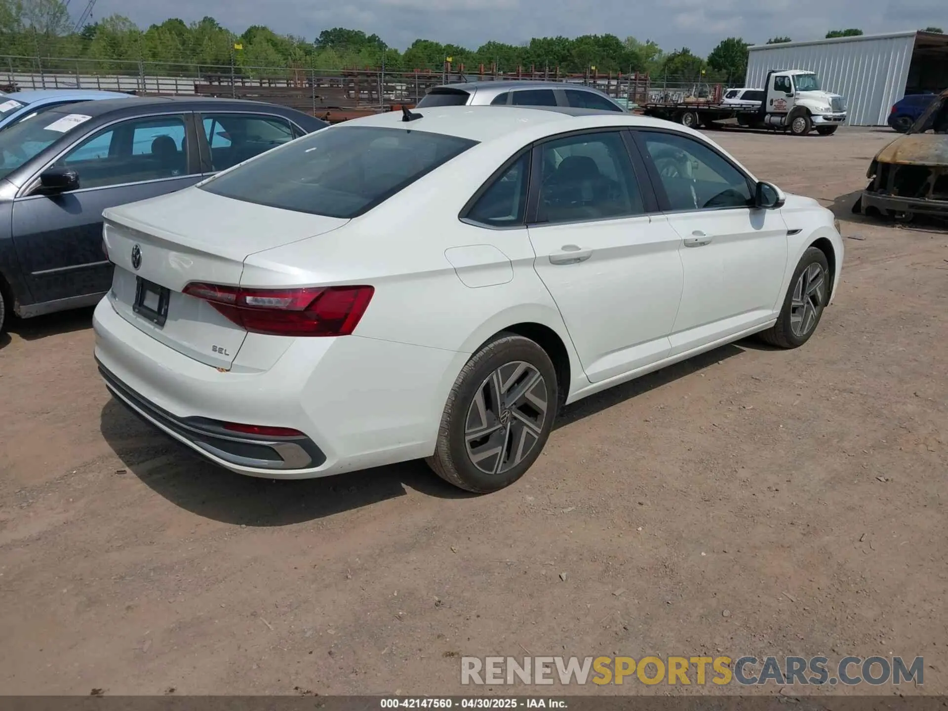 4 fotografías del automóvil dañado 3VWGM7BU5RM009182 VOLKSWAGEN JETTA 2024